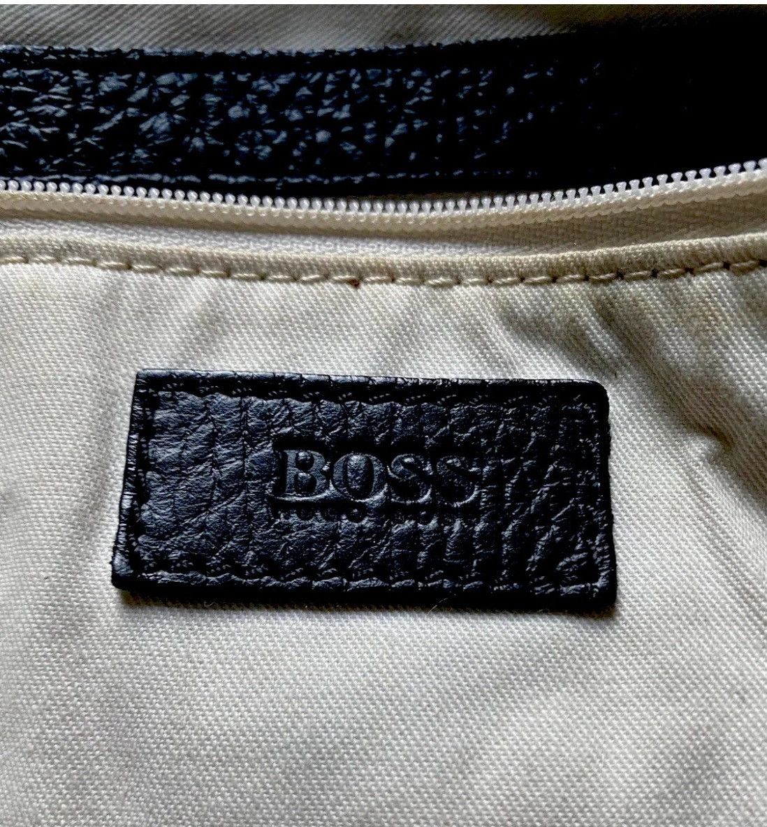 Hugo Boss Hugo Boss Travel leather bag Size 46 - 6 Thumbnail