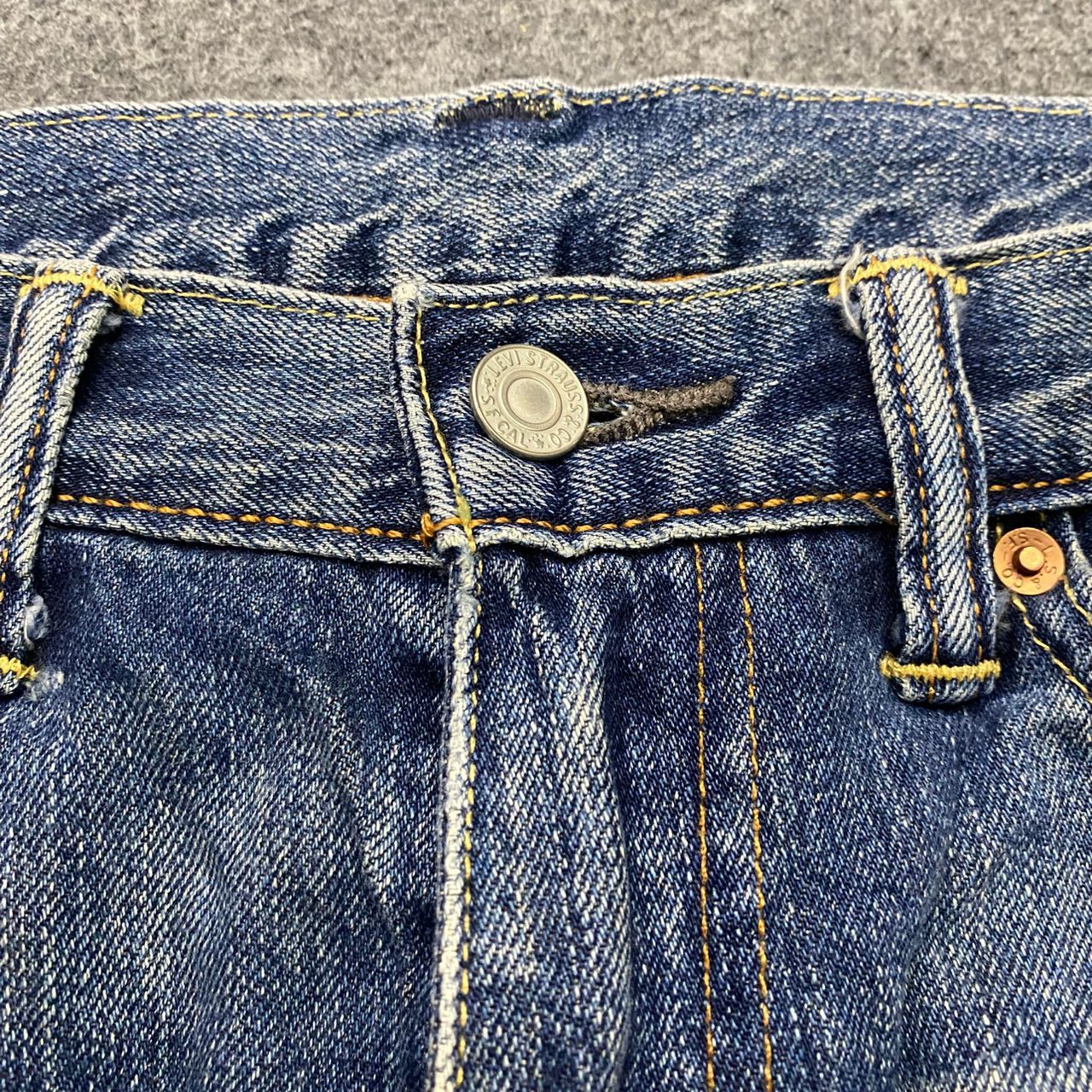 Levi's Vintage 90s Levis 505 Distressed Denim Kurt Cobain Style Size US 34 / EU 50 - 15 Thumbnail