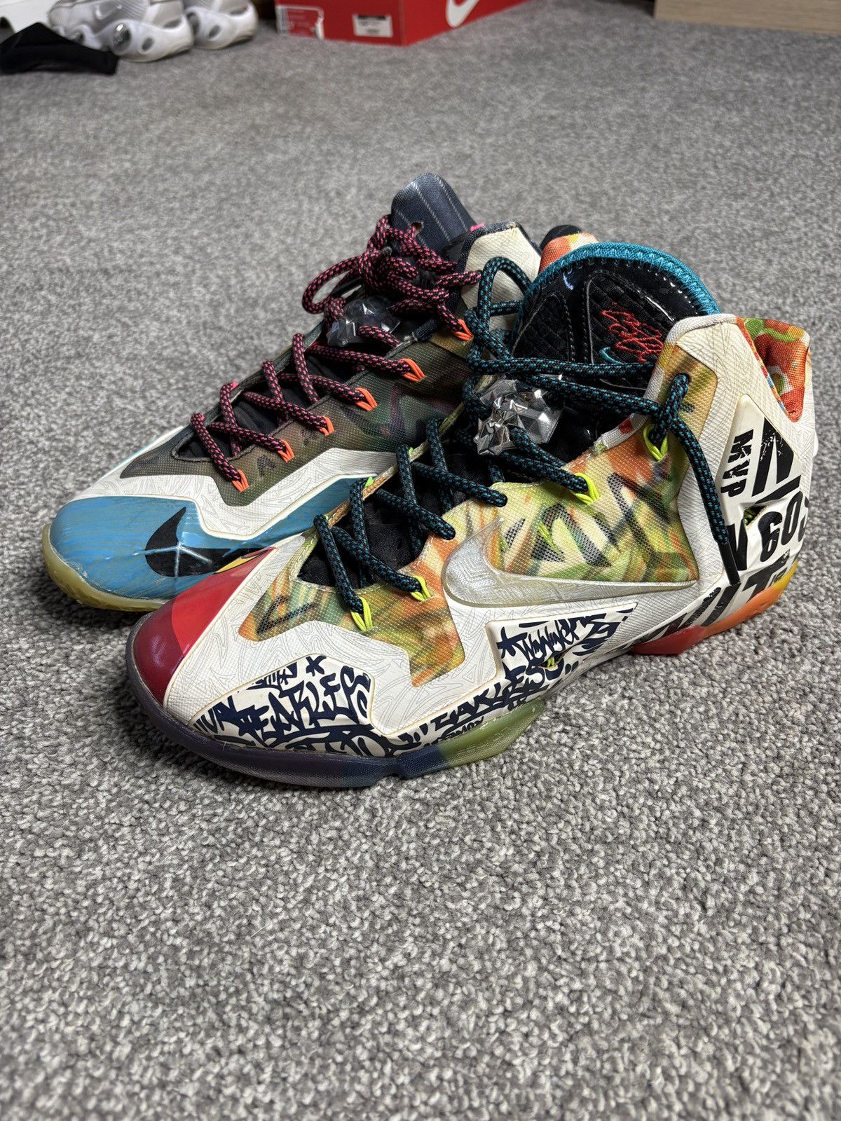 Nike Nike Lebron 11 What The Lebron Size 9.5 Size US 9.5 / EU 42-43 - 6 Thumbnail