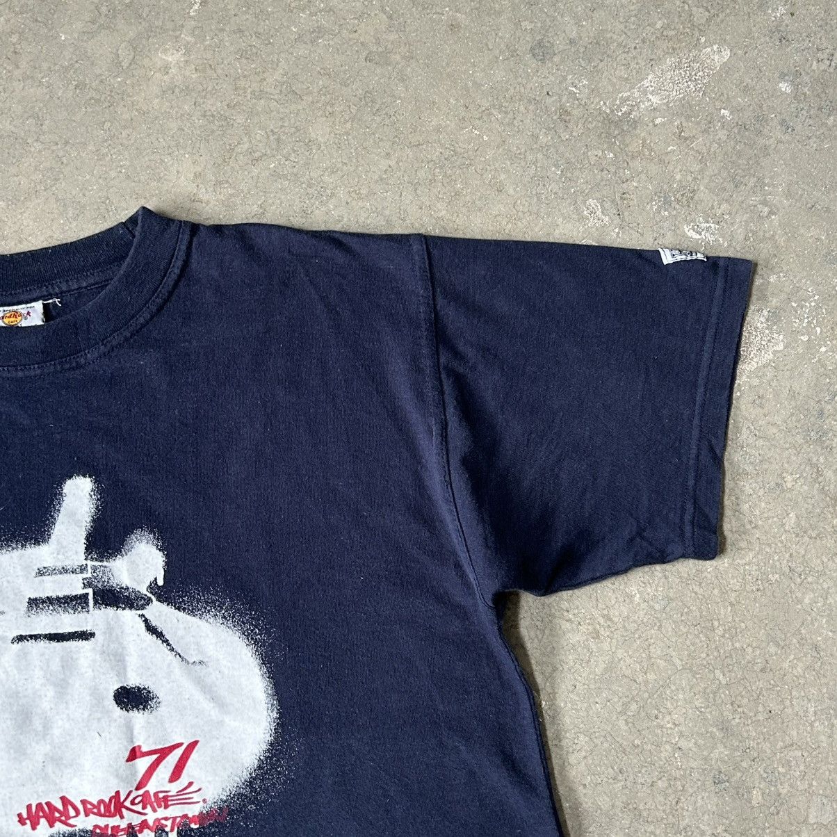 Hard Rock Cafe Rare Vintage Hard Rock Cafe "Stencil Guitar" Tee Y2K Archive Size US M / EU 48-50 / 2 - 5 Thumbnail