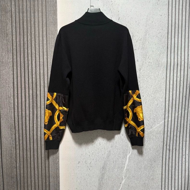 Versace Versace Wool stitching classic black and gold color Medusa Size US M / EU 48-50 / 2 - 7 Thumbnail