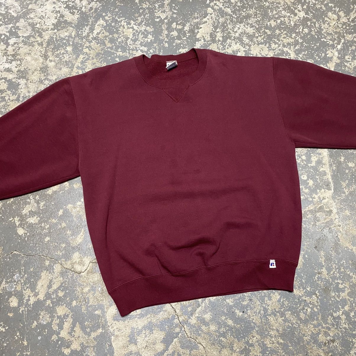 Russell Athletic × Vintage Vintage Russell Athletic Maroon Blank Boxy Crewneck Hoodie Size US L / EU 52-54 / 3 - 4 Thumbnail