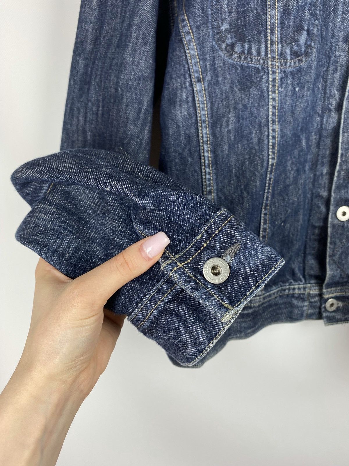 Diesel VTG 90s Diesel men’s denim trucker jacket size XXL Size US XXL / EU 58 / 5 - 11 Thumbnail