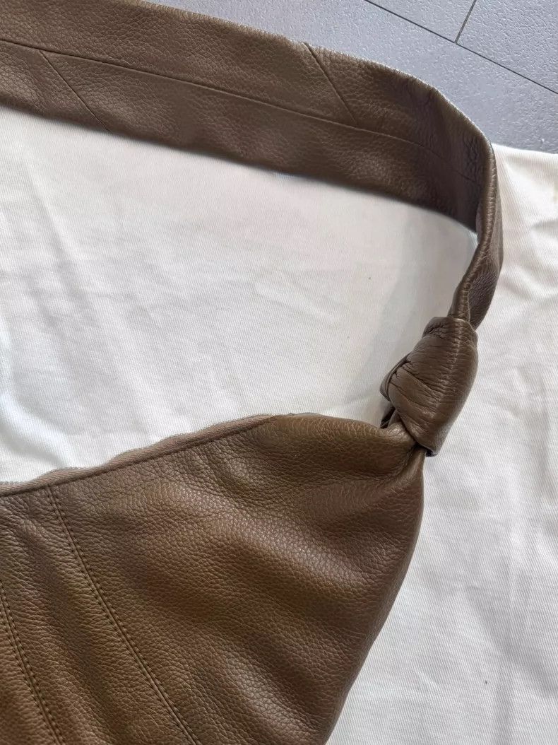 Lemaire Lemaire cowhide small cowhorn bag Size ONE SIZE - 8 Thumbnail