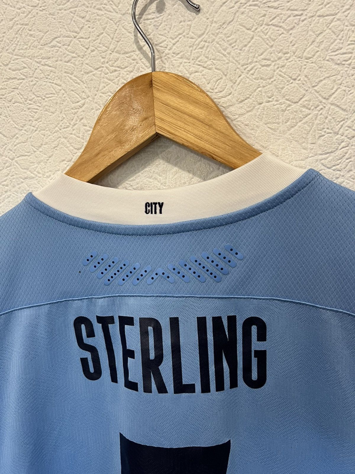 Puma STERLING Player Issue Puma Manchester City 2020/2021 Home Size US L / EU 52-54 / 3 - 13 Thumbnail