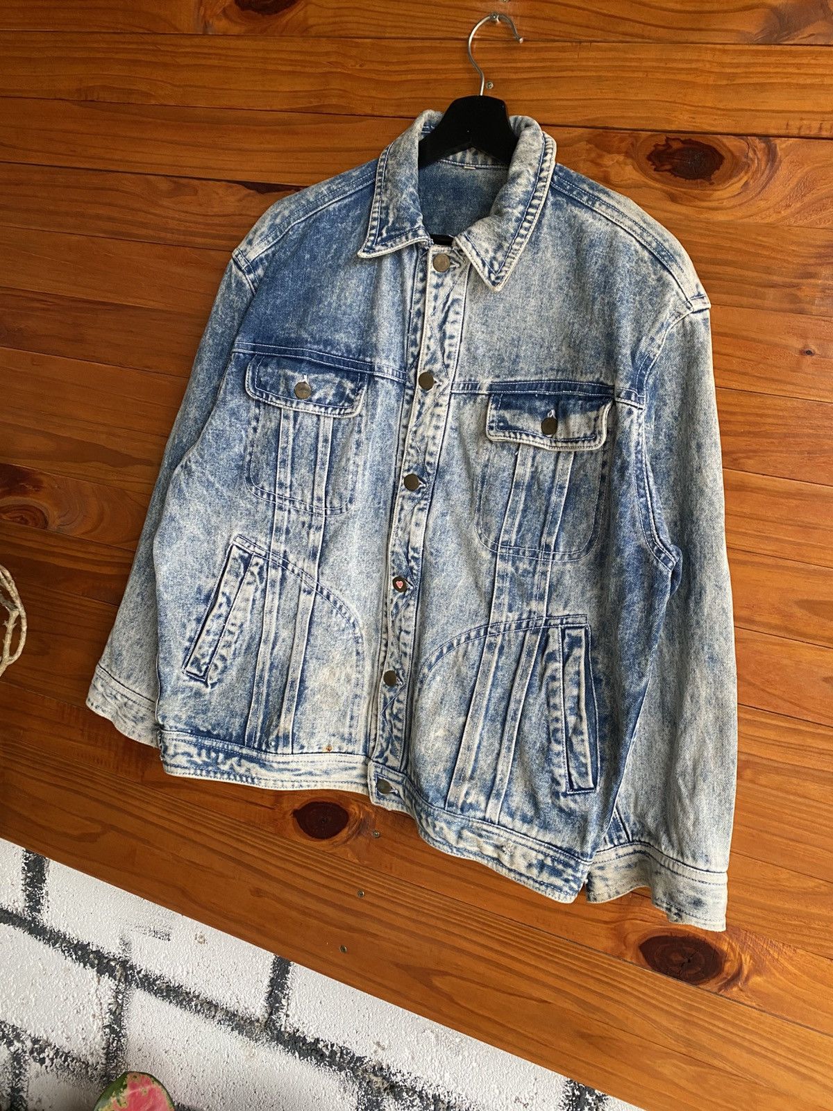 Vintage Vintage 1980s Acid-Wash Denim Jacket Unisex Retro Blue Jean Size US L / EU 52-54 / 3 - 4 Thumbnail