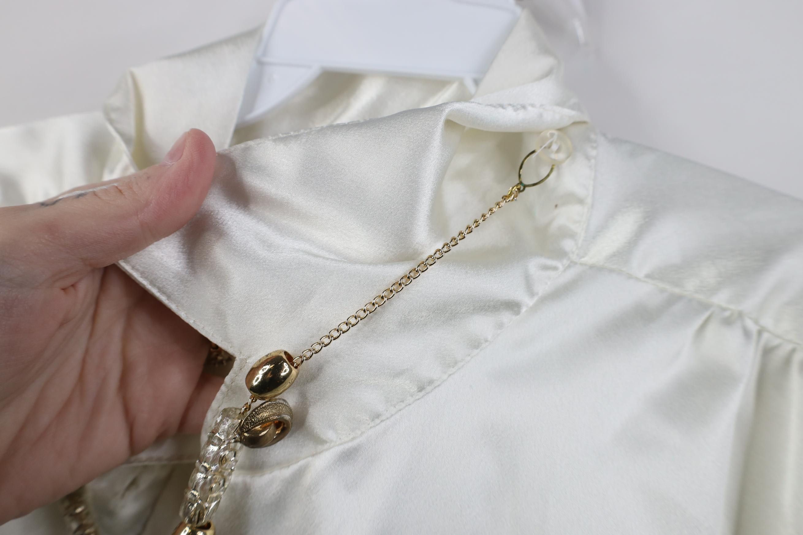 Vintage Vintage 90s Streetwear Necklace Collared Button Shirt USA Size L / US 10 / IT 46 - 5 Thumbnail