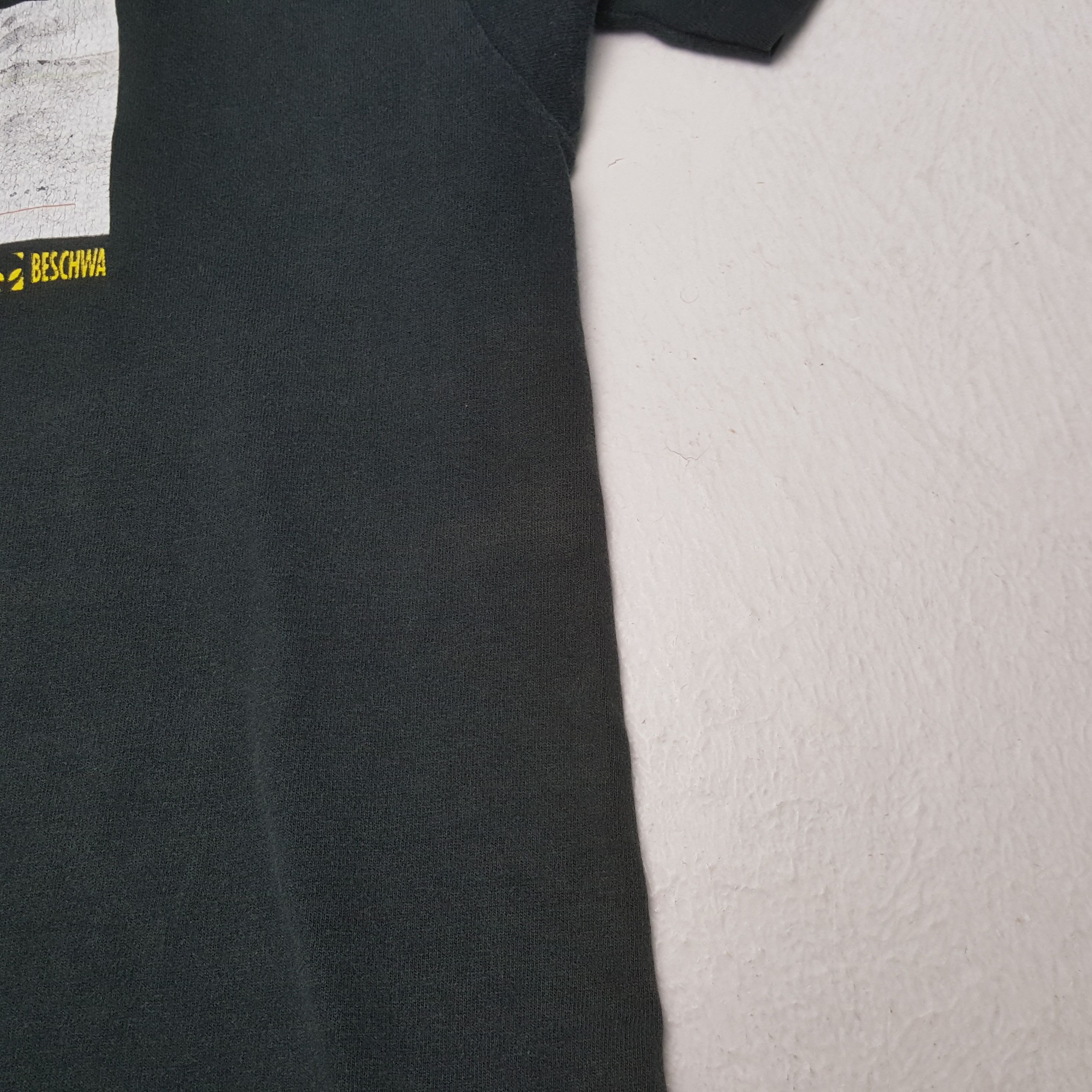 Vintage Beschwa Streetwear Style Vintage Tshirt RR13 Size US M / EU 48-50 / 2 - 8 Thumbnail