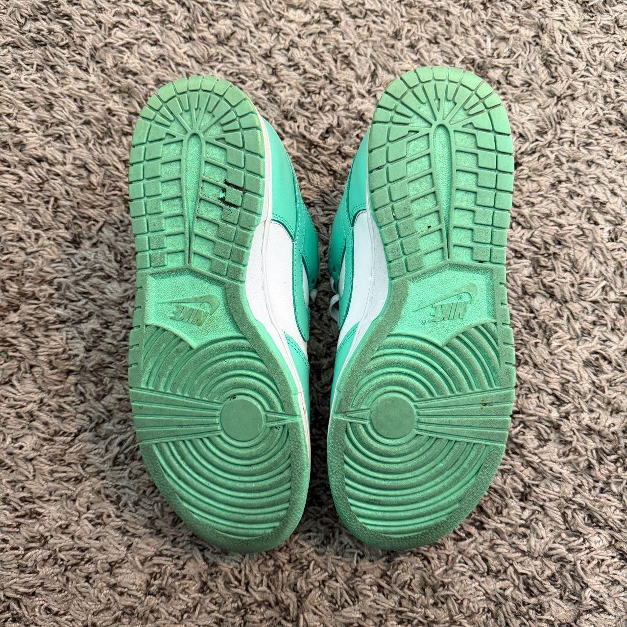 Nike Nike Dunk Low Green Glow Size 10W / Men’s 8.5 Size US 10 / EU 43 - 4 Thumbnail