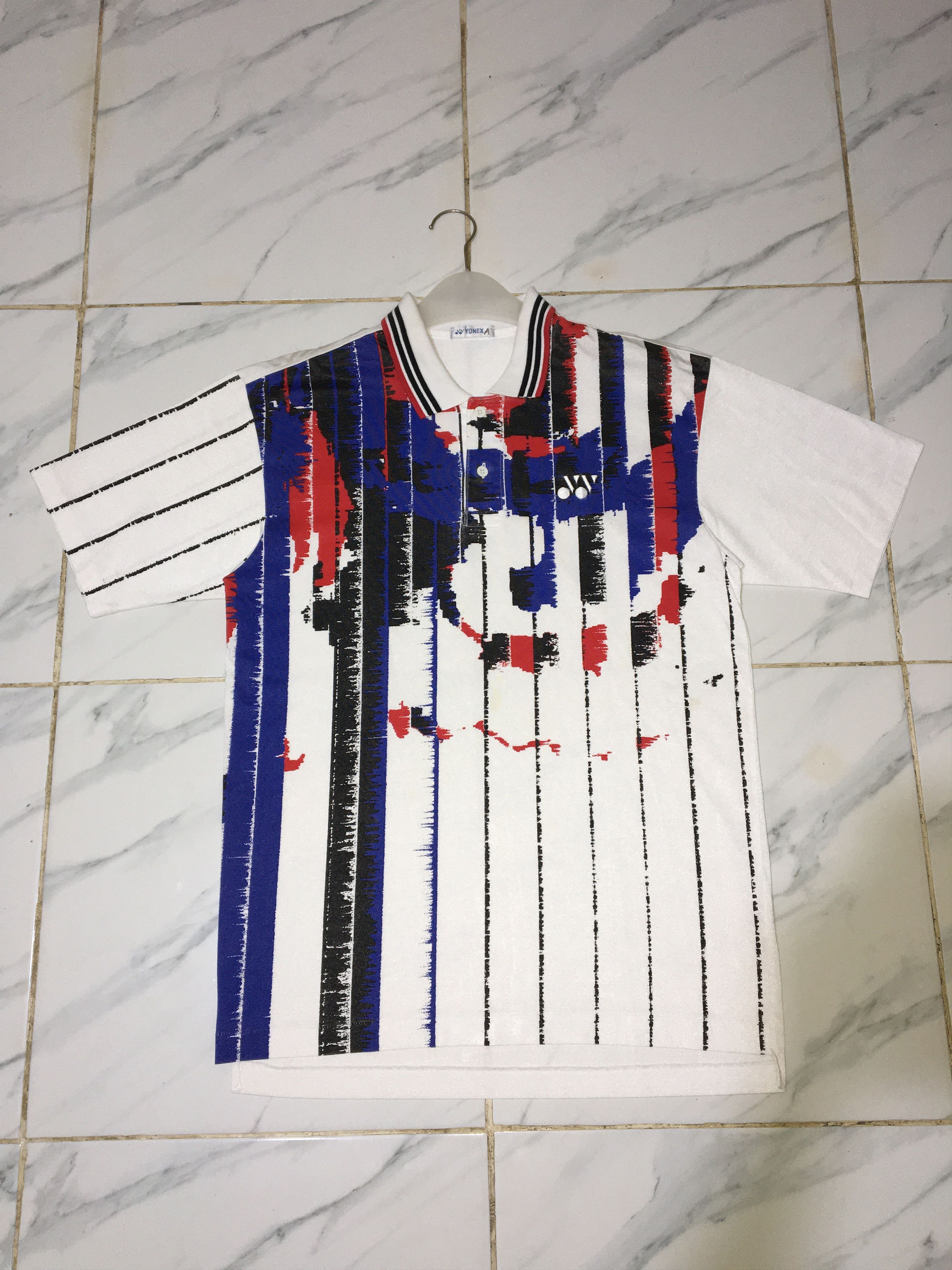 Vintage Vintage Polo Shirt Yonex Size US L / EU 52-54 / 3 - 1 Thumbnail