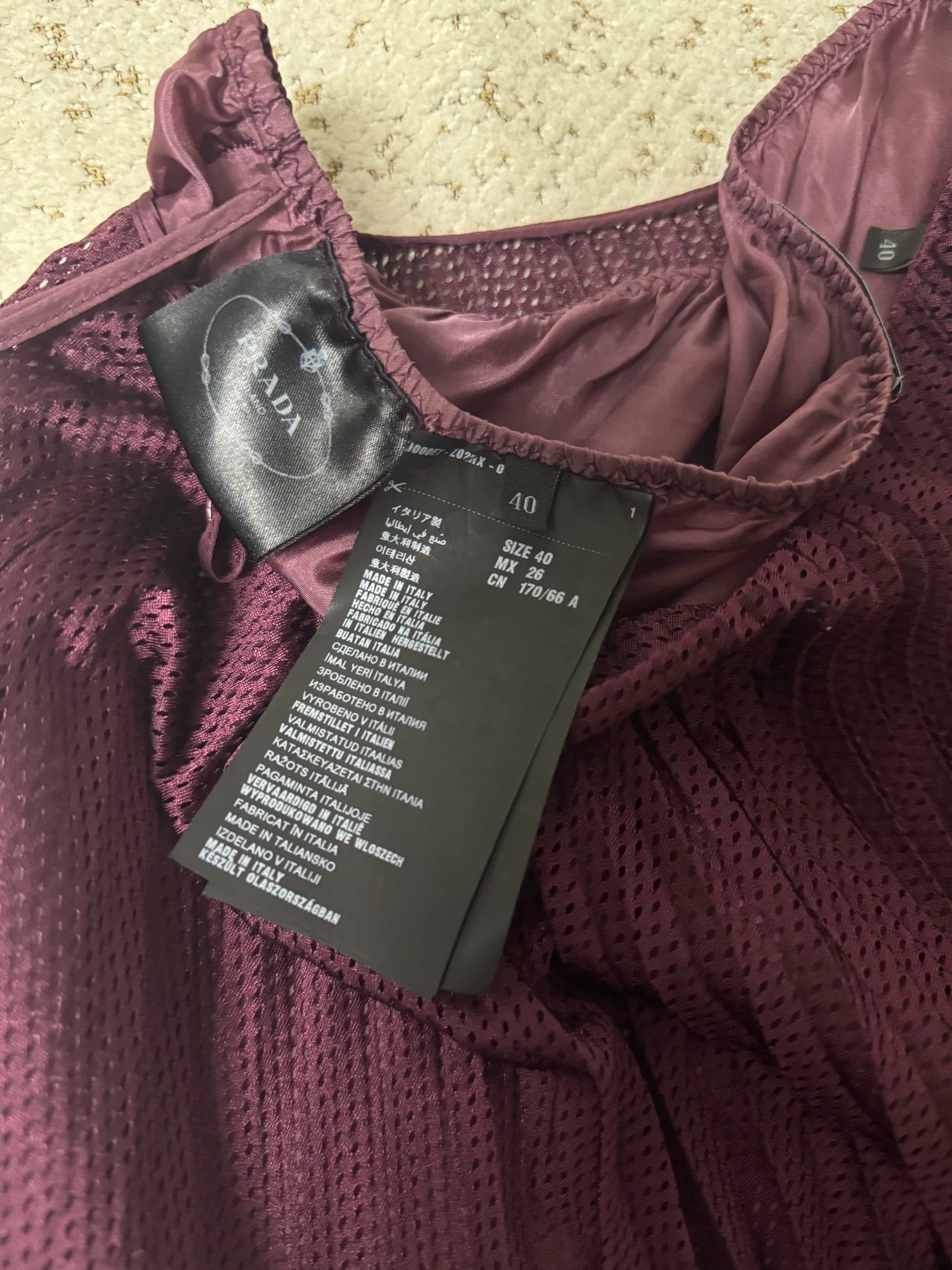 Prada Prada Burgundy Pleated Skirt Women's 40 Size 27" / US 4 / IT 40 - 2 Thumbnail