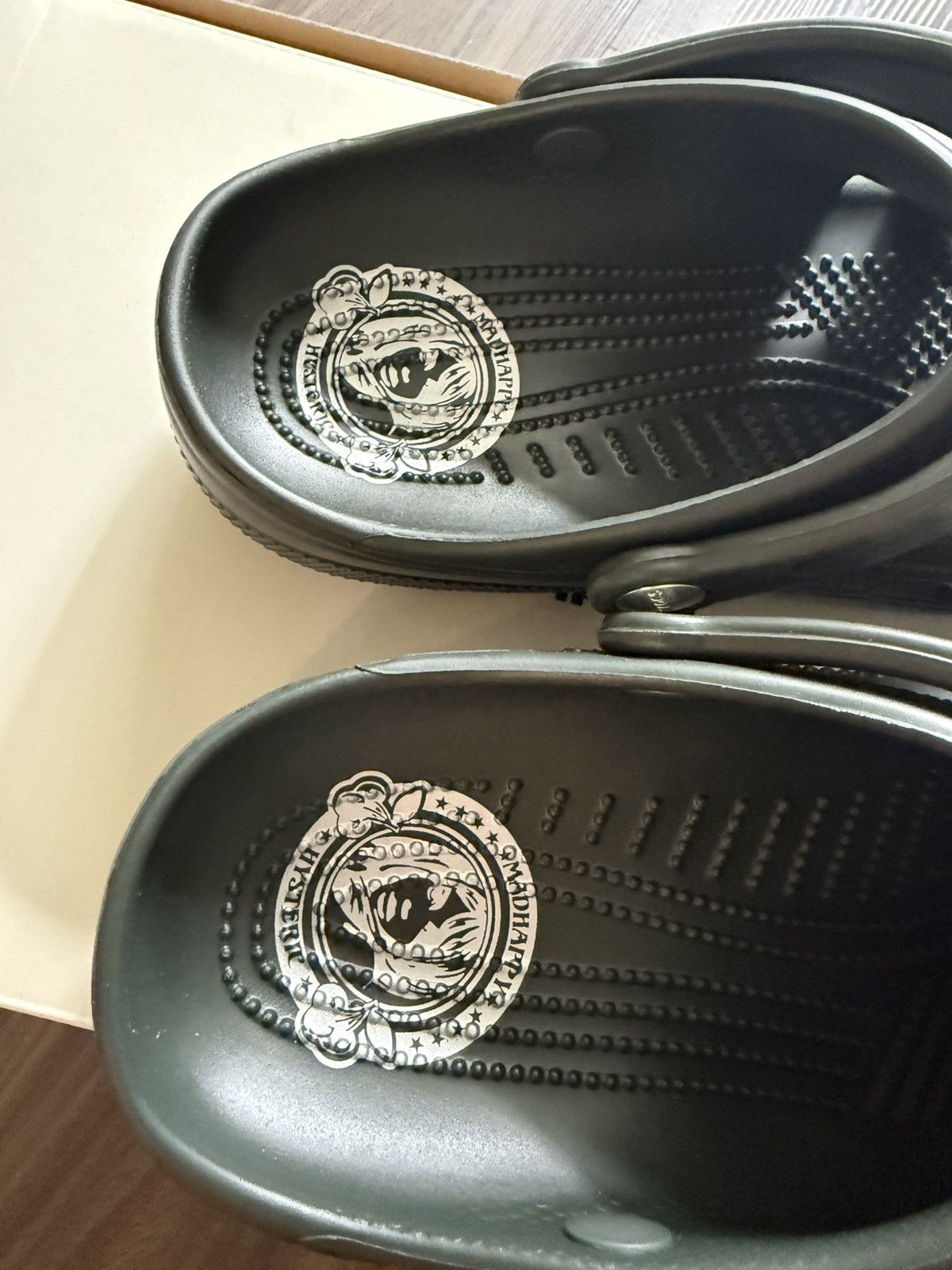 Crocs Madhappy x Crocs Classic Clog “Kelp” Size M5 / W7 Size US 7 / IT 37 - 3 Thumbnail