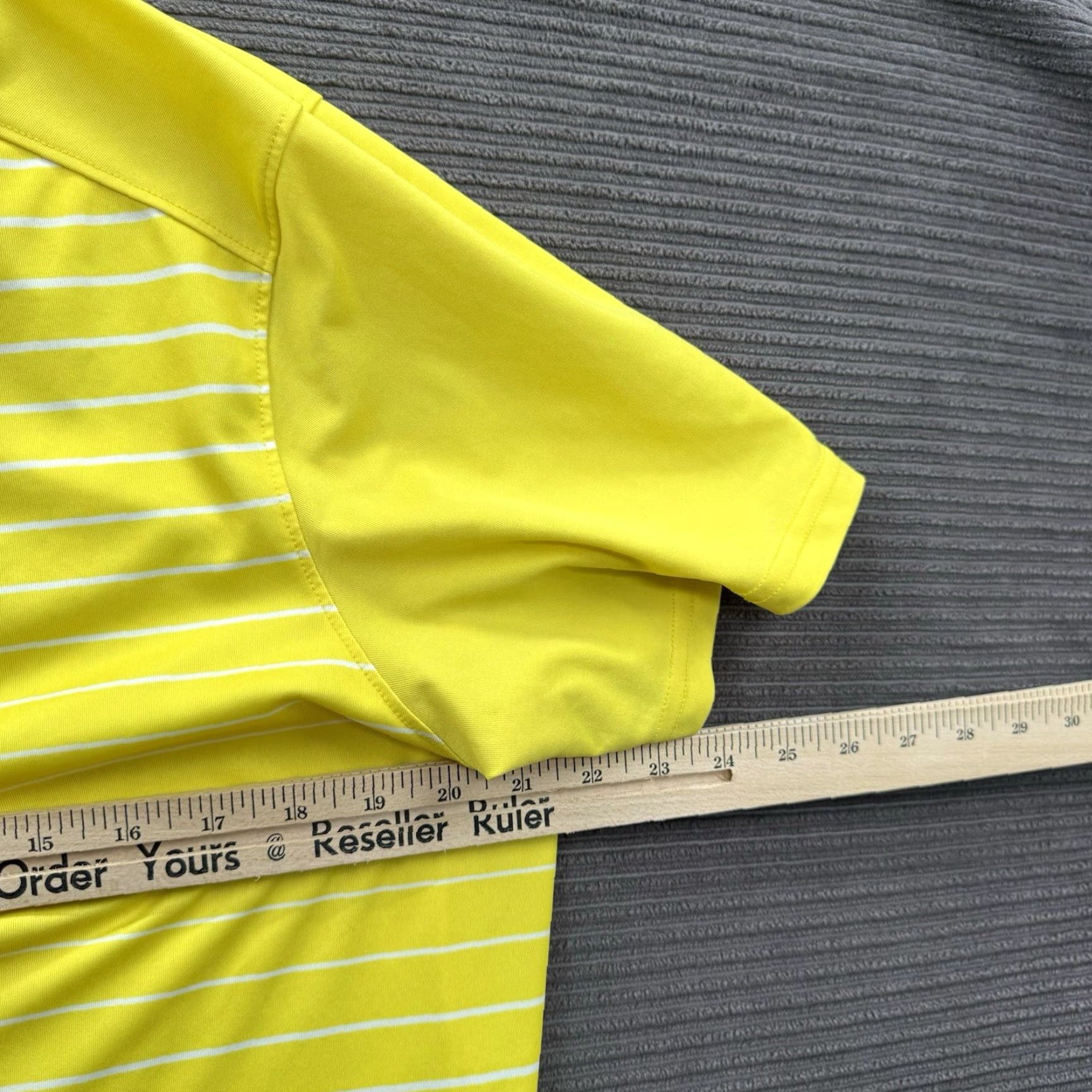 Oakley Oakley Polo Shirt Men L Striped Multicolor Polyester Golf Performance Polo Shirt Mens Regular Fit Short Sleeve Golfing Size US L / EU 52-54 / 3 - 4 Thumbnail