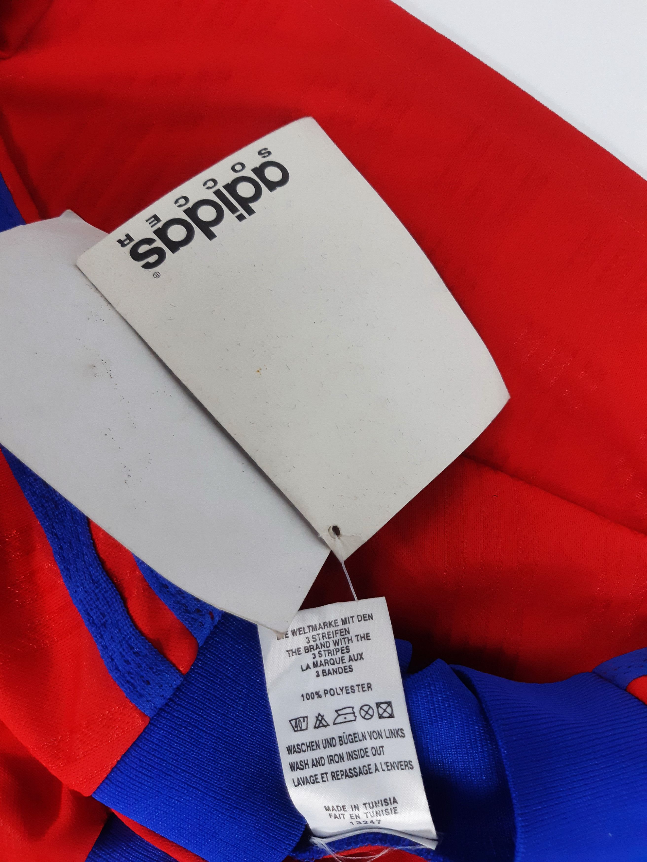 Adidas Vintage 90s ADIDAS Soccer Jersey made in Tunisia size M NWT Size US M / EU 48-50 / 2 - 5 Thumbnail