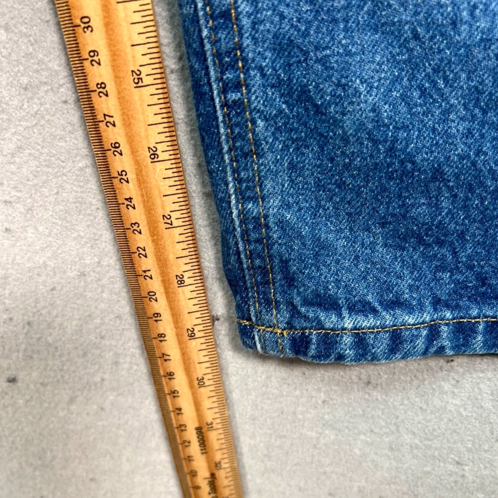 Carhartt VINTAGE Carhartt Mens Jeans 29 x 30 Relaxed Denim Blue 5-Pocket Straight Regular Inseam 30 Mens Jeans Blu Carhartt Denim Jeans Size US 29 - 6 Thumbnail