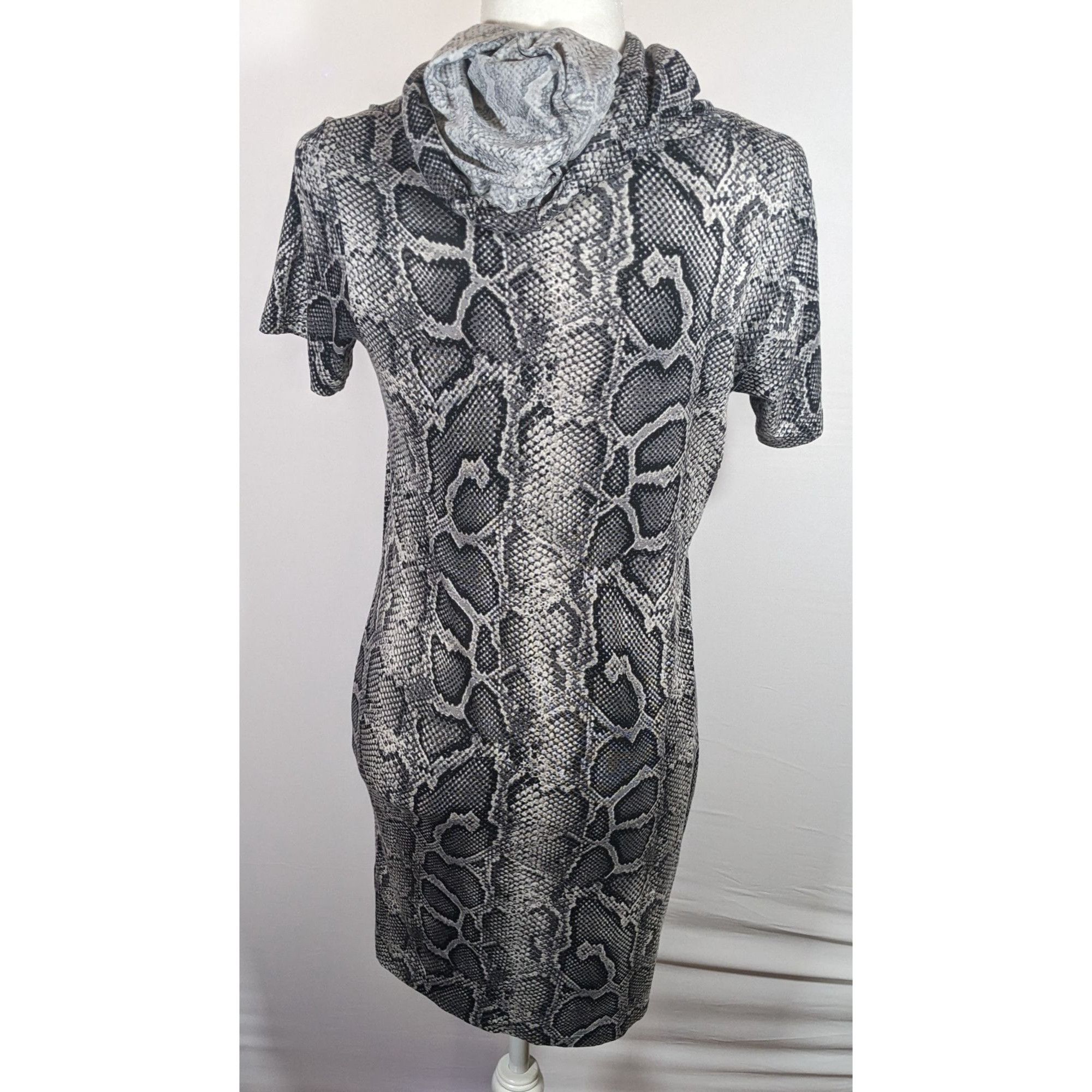 Michael Kors Michael Kors Snake Skin Print Hooded Lounge Dress Size S / US 4 / IT 40 - 8 Thumbnail