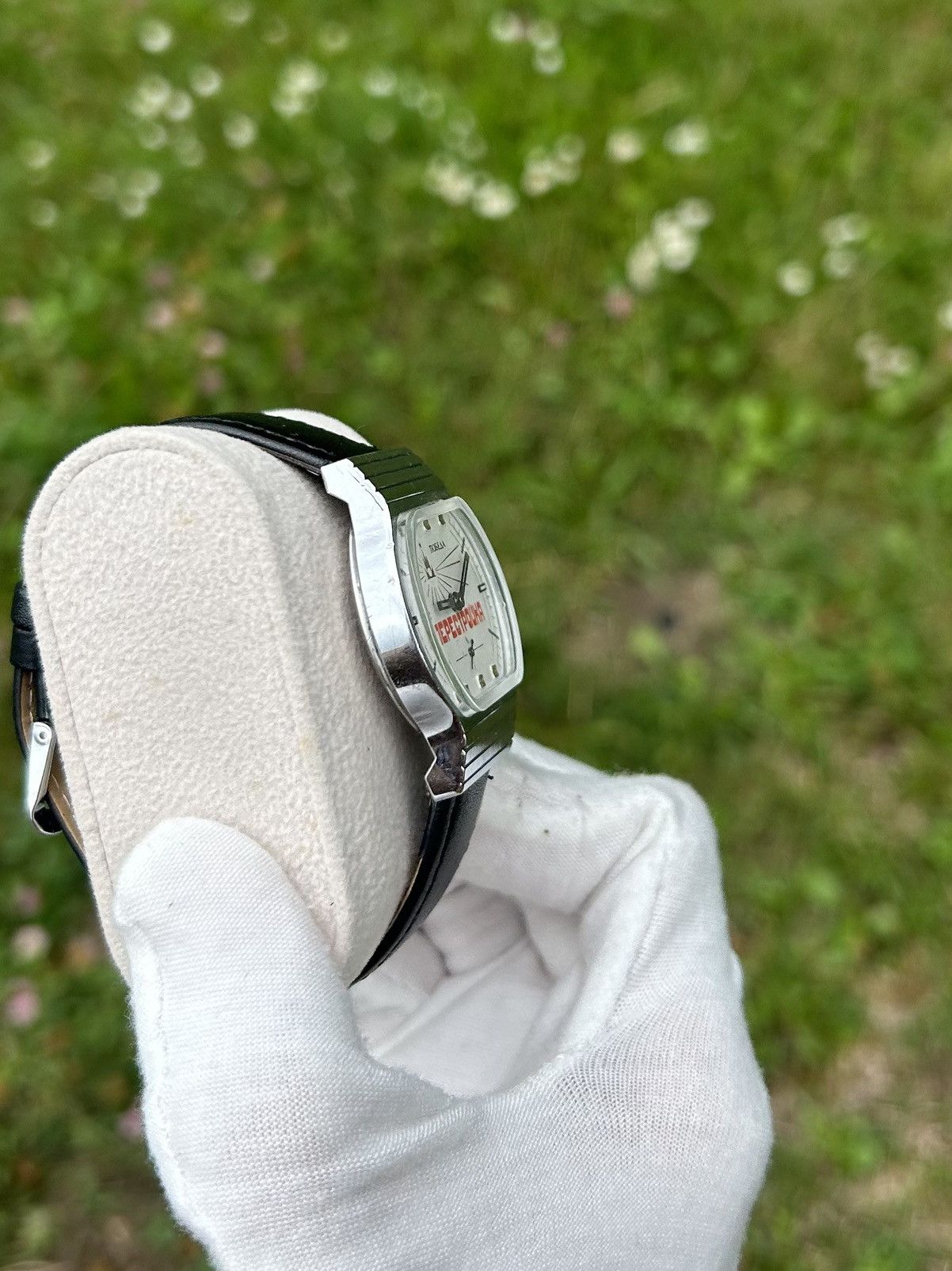 Vintage Vintage Watch Pobeda Soviet USSR Mechanical Authentic 1980s Size ONE SIZE - 16 Thumbnail