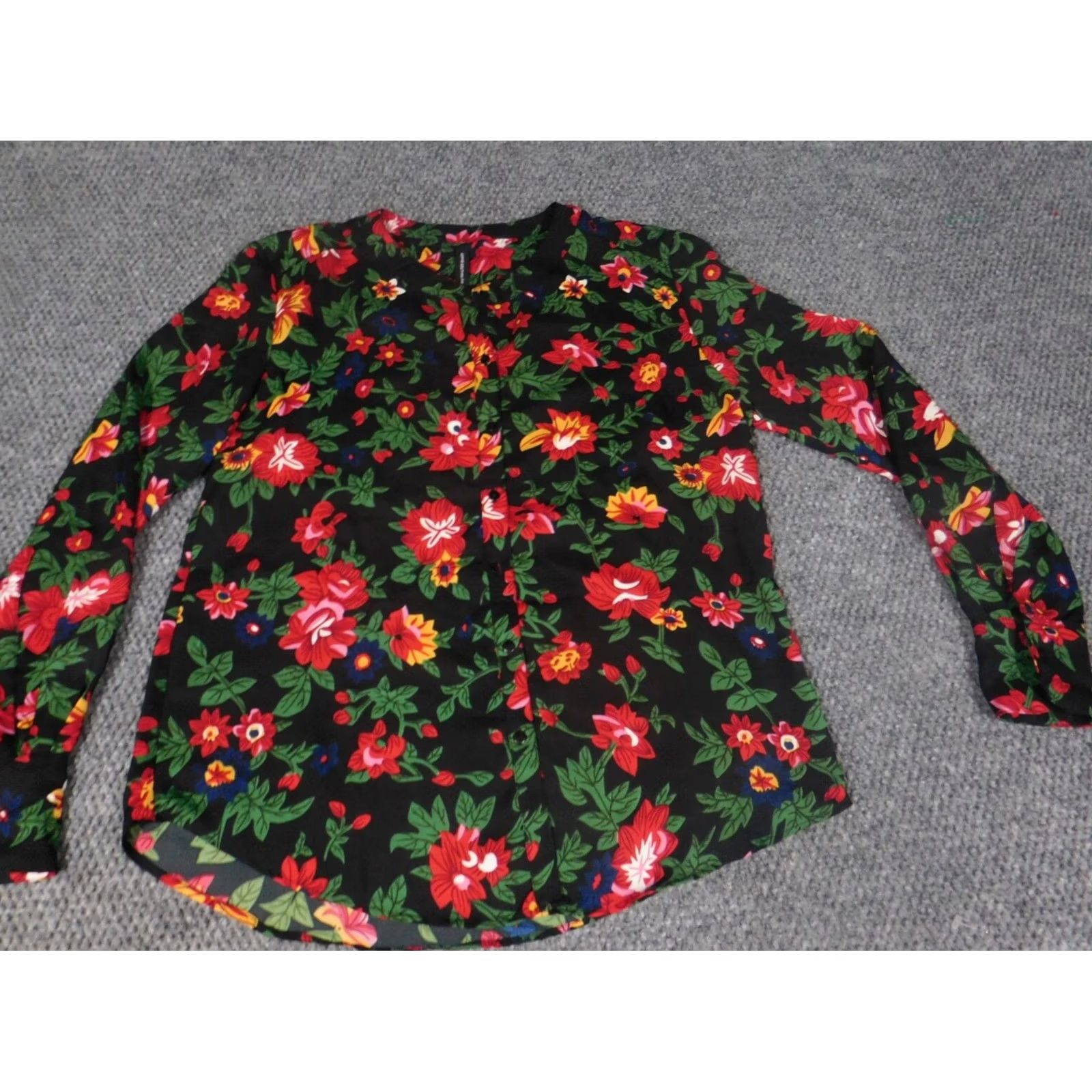 Vintage Walter Baker Womens Button-Up Blouse XS Black Floral Long Sleeve Crew Neck Pullover Down Polyester Casual Regular Style Basic 90s Theme Classic Size XS / US 0-2 / IT 36-38 - 3 Thumbnail