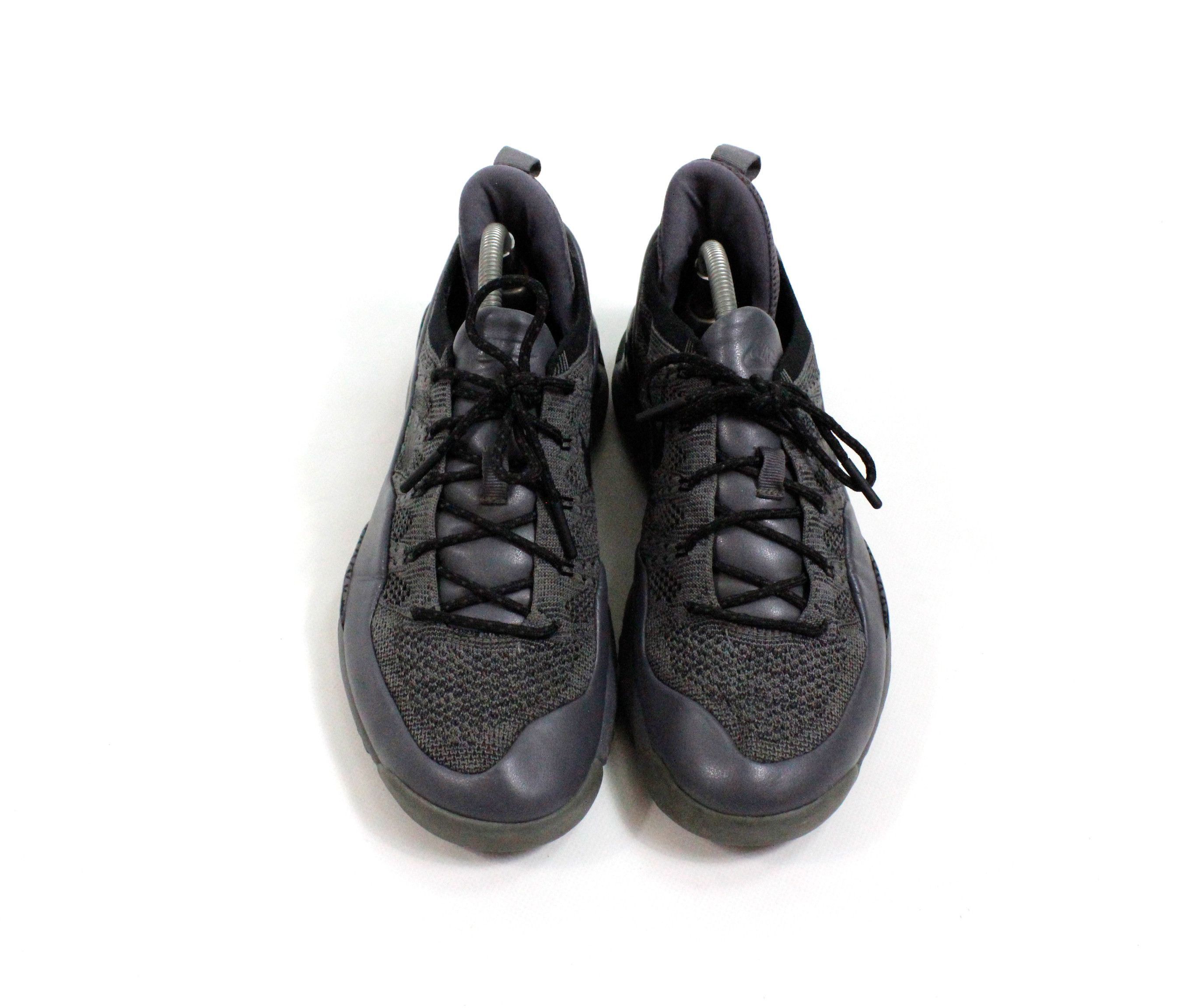 Nike Nike Lupinek Flyknit Dark Gray Low Sneakers Gorpcore Size US 9 / EU 42 - 2 Thumbnail