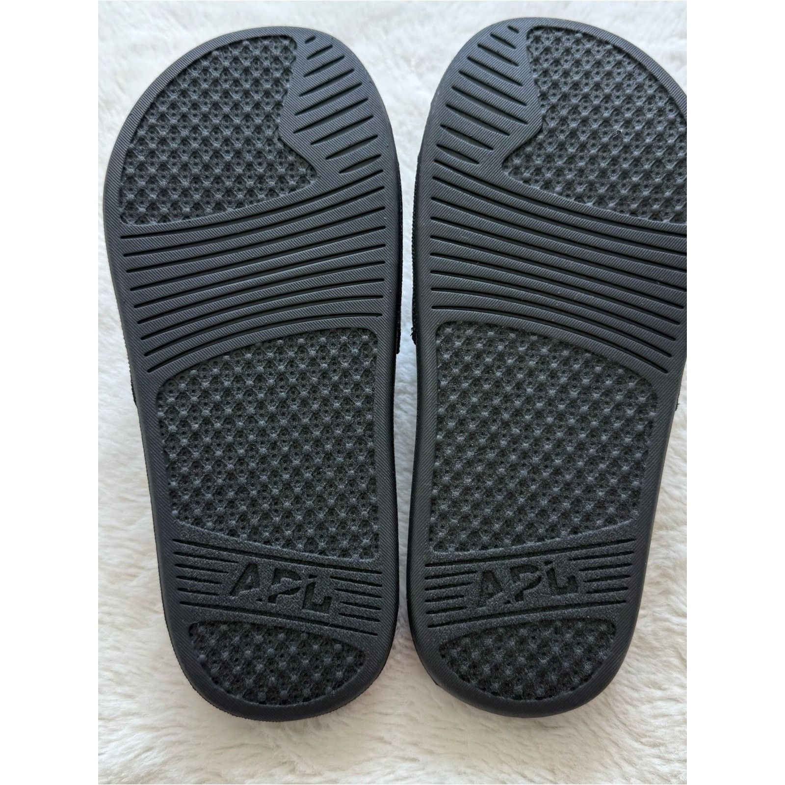 APL NEW!!! APL women black velvet slides size 6 US Retail 120$ Size US 6 / IT 36 - 4 Thumbnail