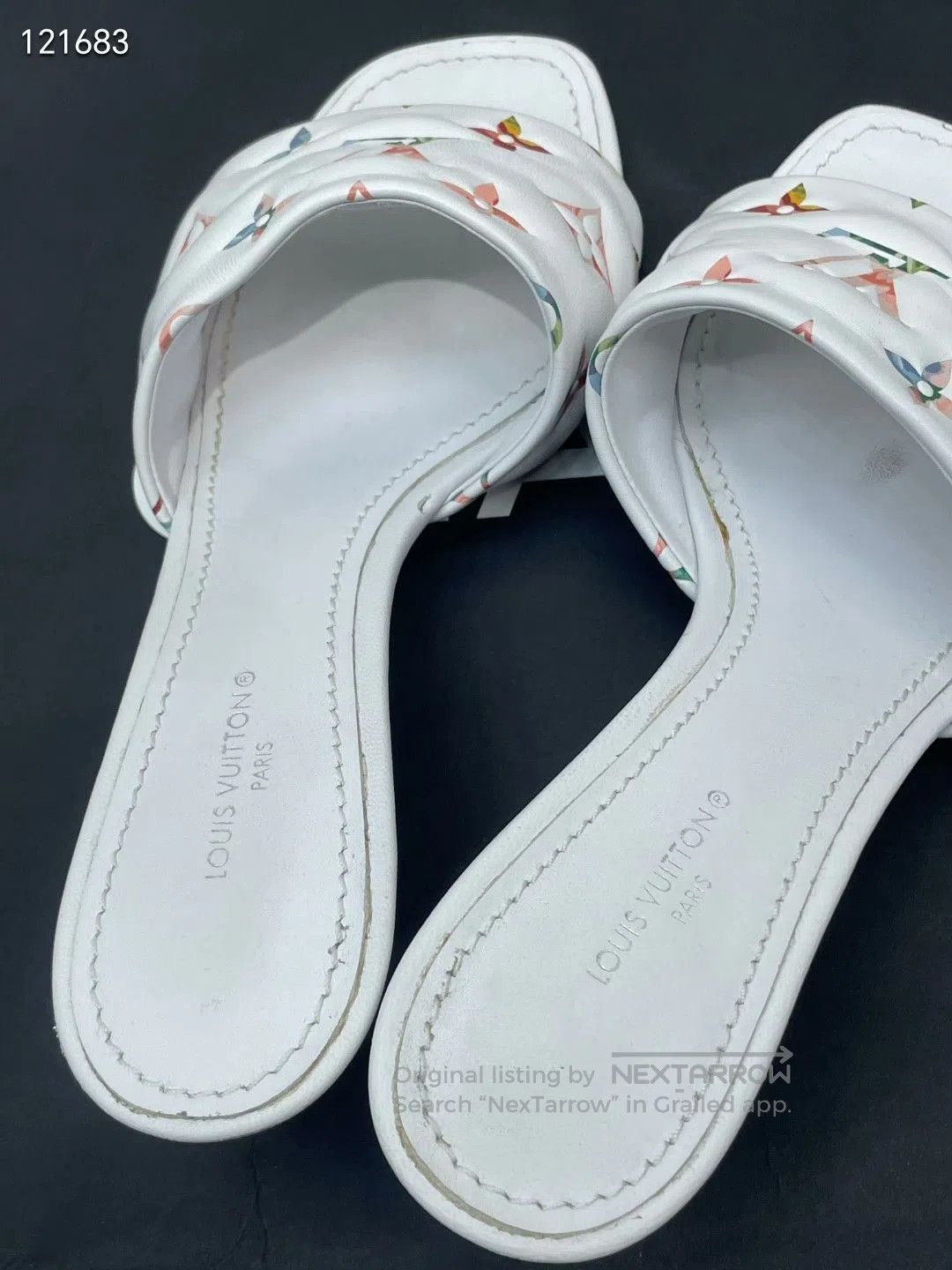 Louis Vuitton LV Monogram Slippers. Size US 5 / IT 35 - 3 Thumbnail