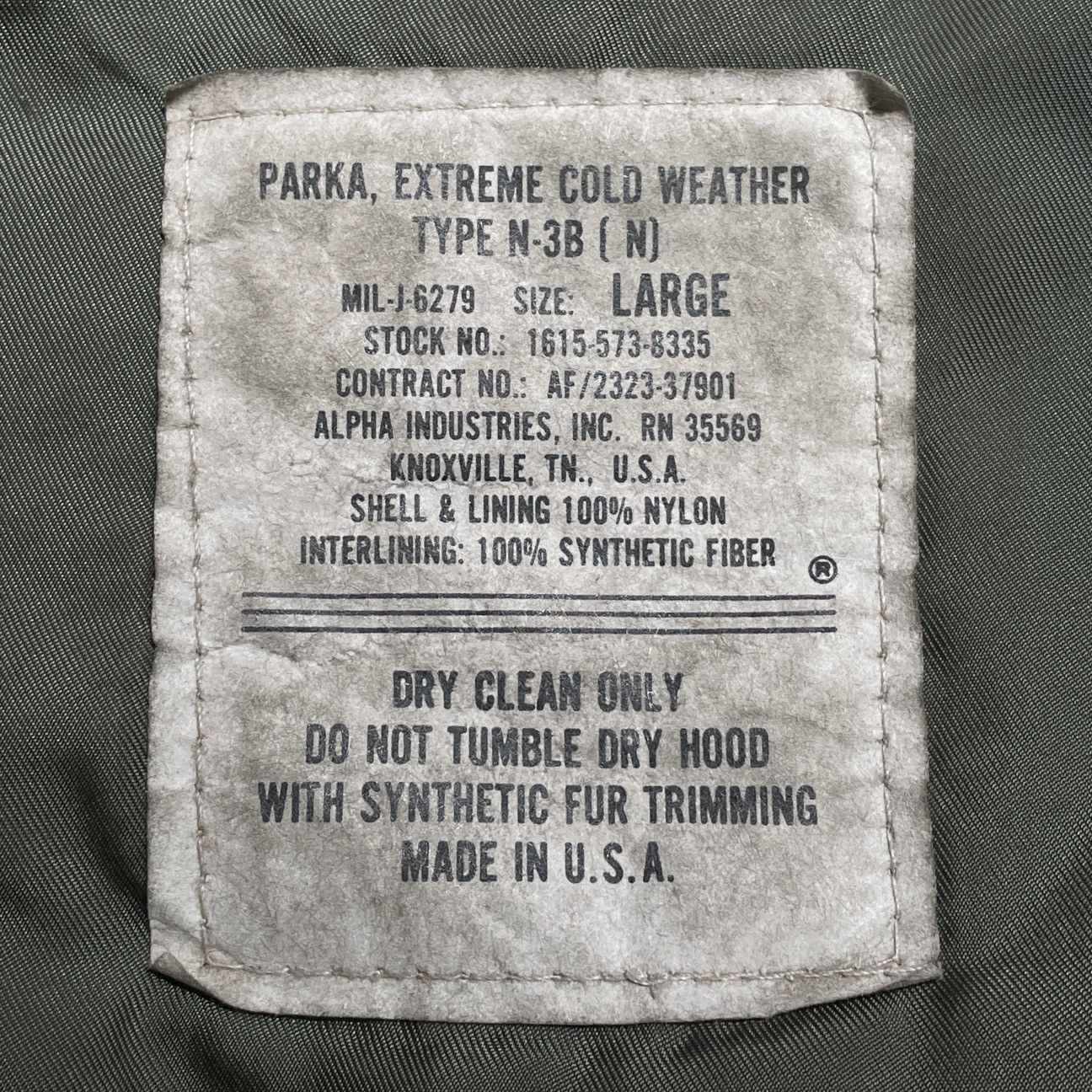 Alpha Industries Vintage Brand Alpha Industries Fur Parka 1990s Size US L / EU 52-54 / 3 - 15 Thumbnail