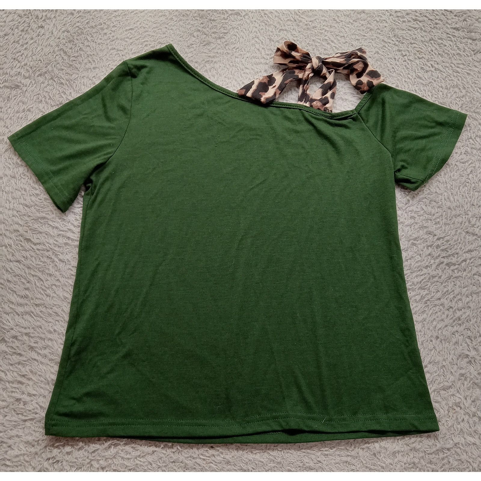 & Other Stories Women's Cold Shoulder Top XS Short Sleeve Animal Print Tie Size XS / US 0-2 / IT 36-38 - 2 Thumbnail