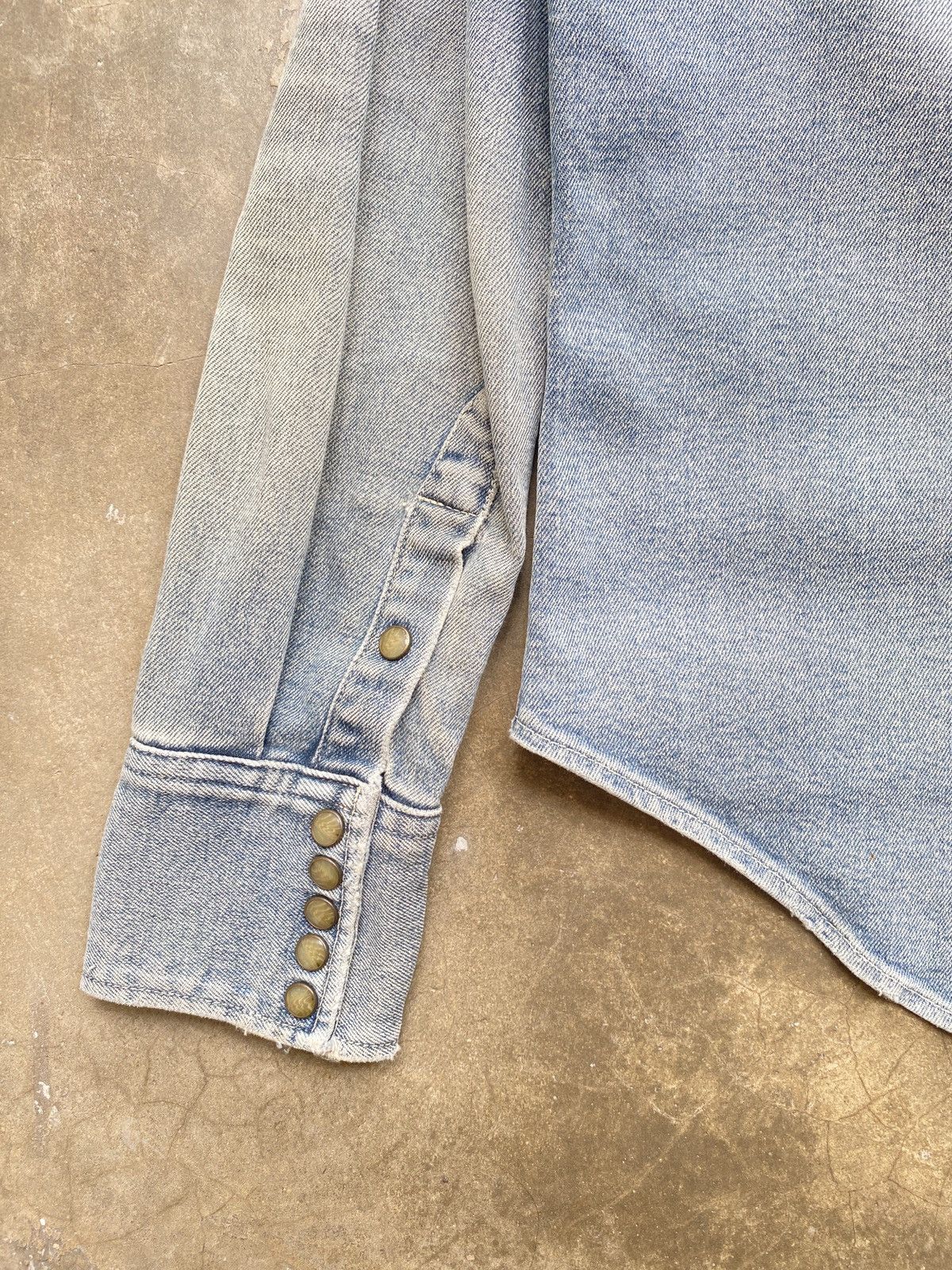 If Six Was Nine 2000s Distressed Led Rechwe LGB Style Denim Shirt Size US M / EU 48-50 / 2 - 15 Thumbnail