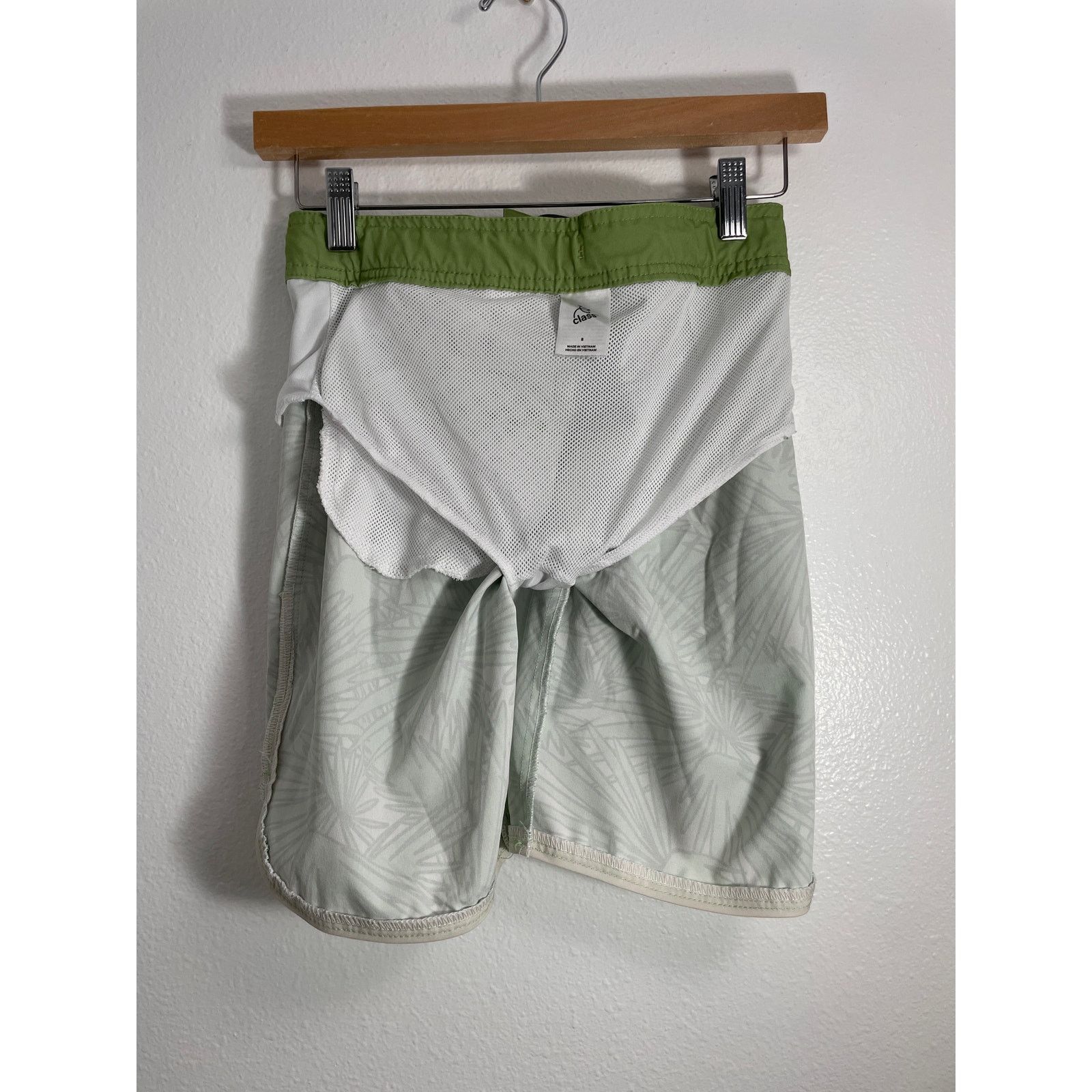 Target Basics Art Class Boys' Green Palm Tree Print Swim Shorts Youth 8 Size US 26 / EU 42 - 10 Thumbnail