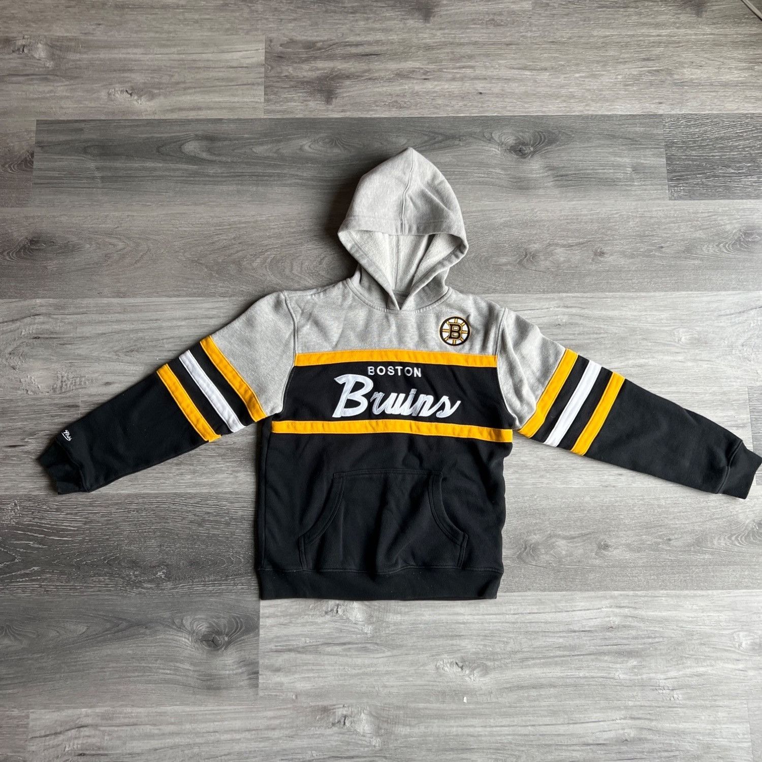 Mitchell & Ness Men's Boston Bruins NHL Mitchell & Ness Head Coach Pullover Size US L / EU 52-54 / 3 - 3 Thumbnail