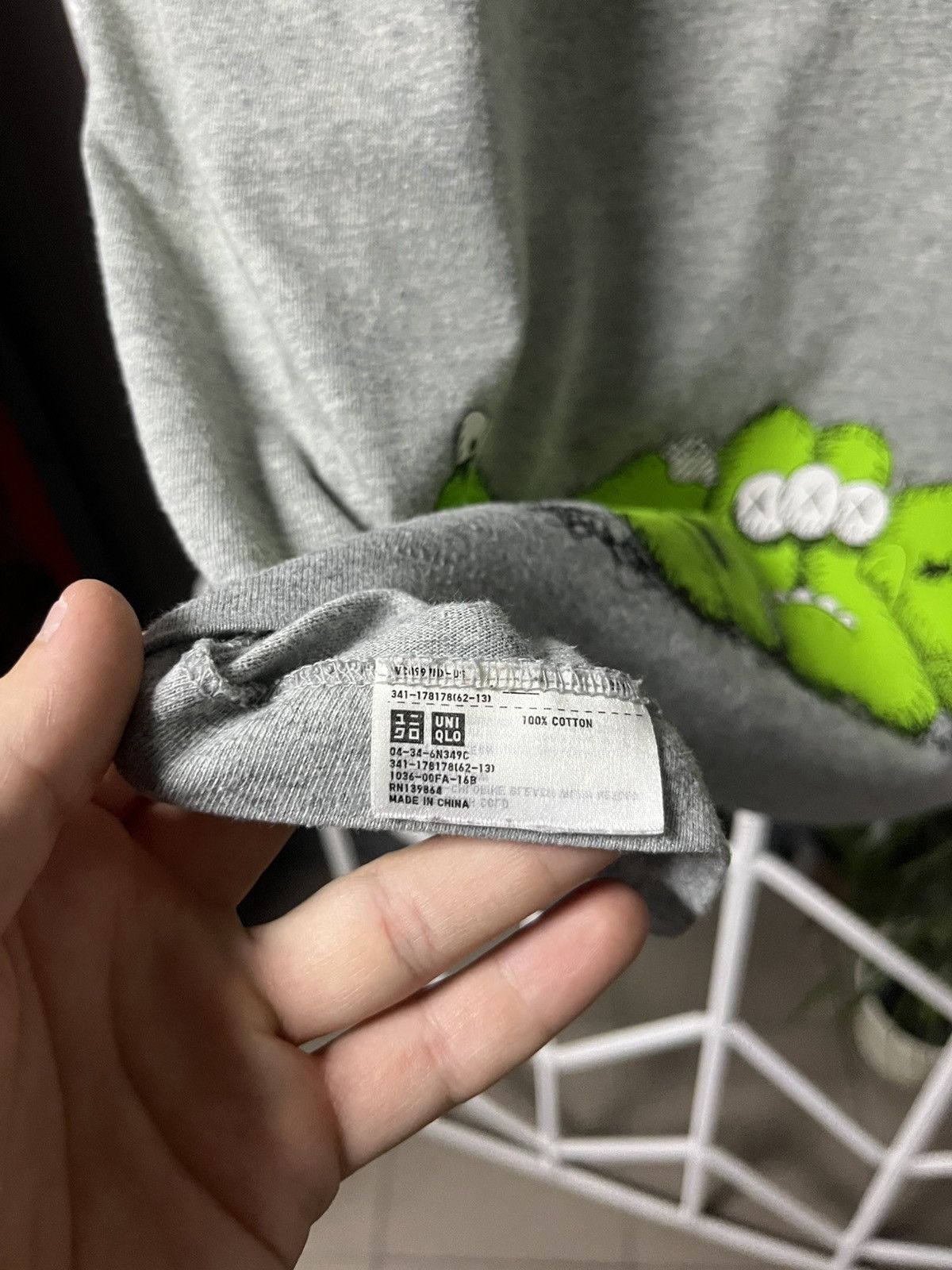 Kaws × Uniqlo Uniqlo Kaws Tee Size US M / EU 48-50 / 2 - 6 Thumbnail