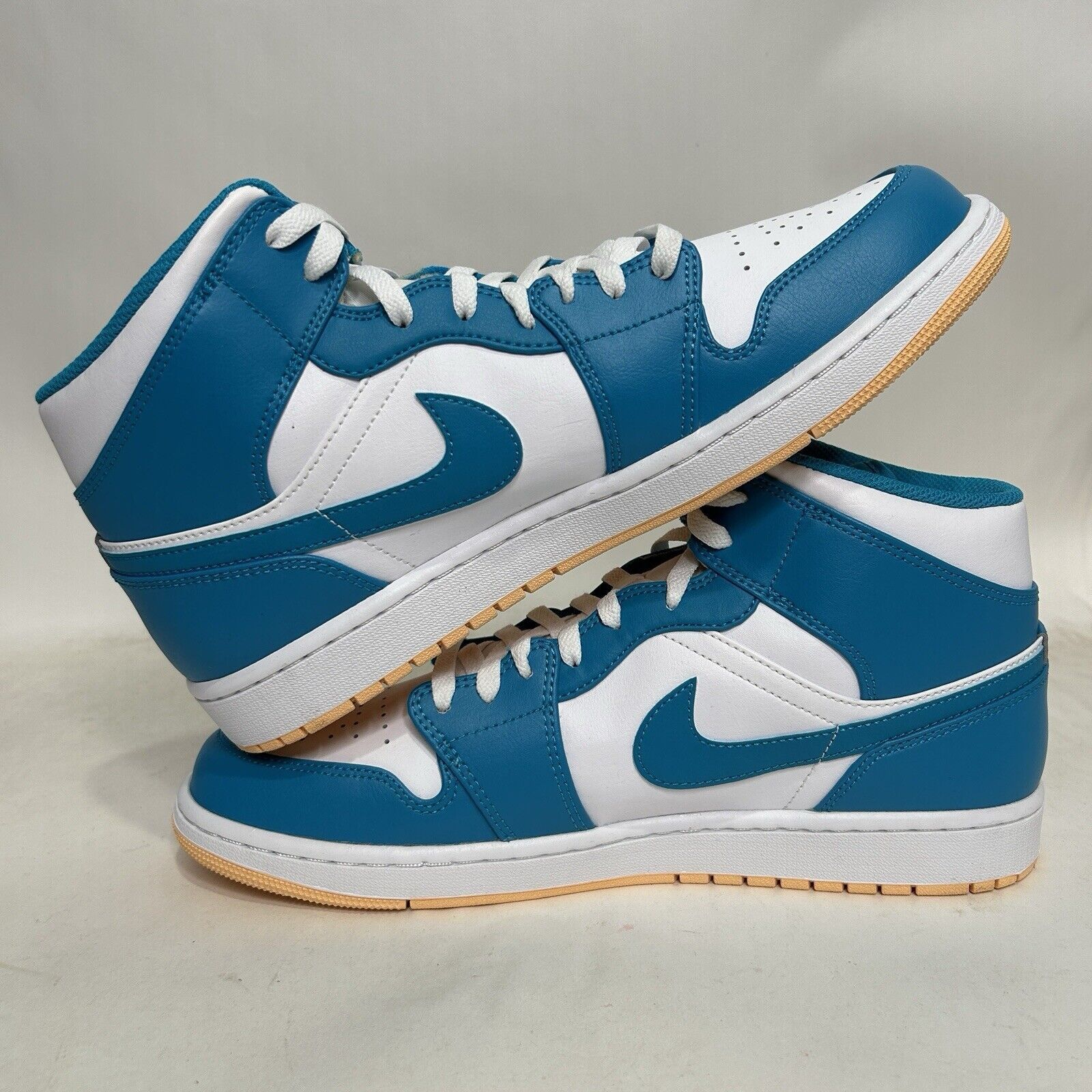 Jordan Brand Nike Air Jordan 1 Mid “Aquatone/Celestial Gold” 2024 Size US 12 / EU 45 - 3 Thumbnail