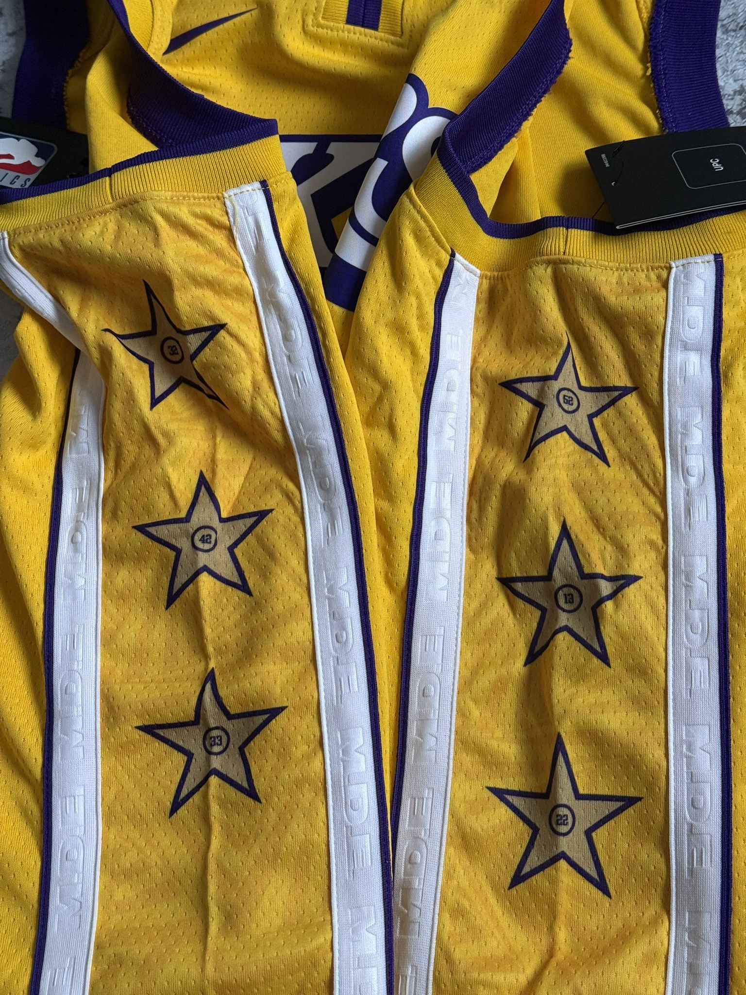 Nike LOS ANGELES LAKERS JERSEY NBA BASKETBALL SWINGMAN Nike L Size US L / EU 52-54 / 3 - 7 Thumbnail