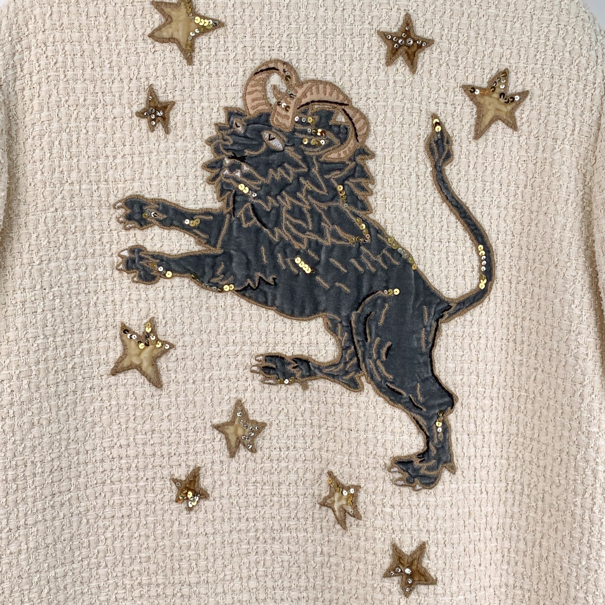 Gucci Gucci Beige Cotton Tweed Cardigan Jacket W/Sequined Lion App Size M / US 6-8 / IT 42-44 - 4 Thumbnail