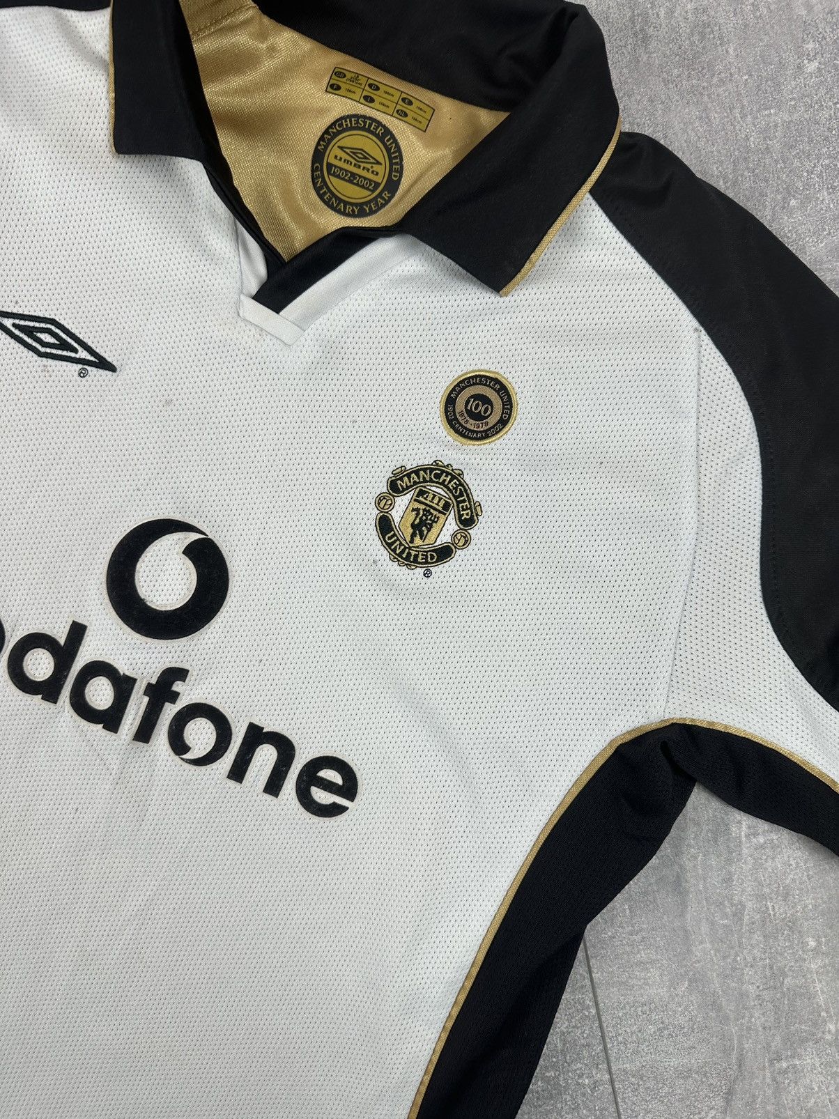 Umbro Umbro Manchester United Reversible 2001/02Away Retro Jersey Size US XS / EU 42 / 0 - 24 Thumbnail