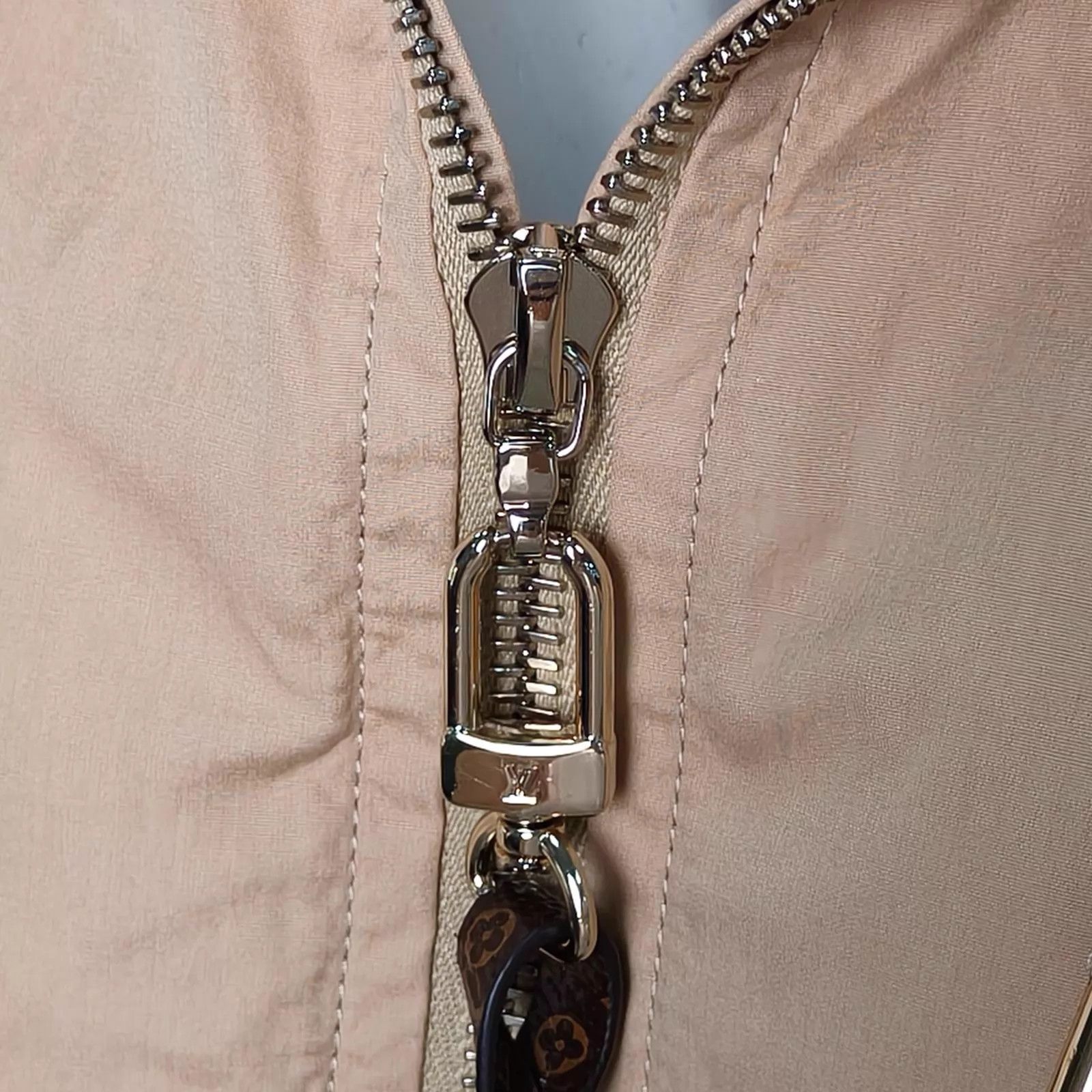 Louis Vuitton LOUIS VUITTON SS25 Jacket 36 Size XS / US 0-2 / IT 36-38 - 2 Thumbnail