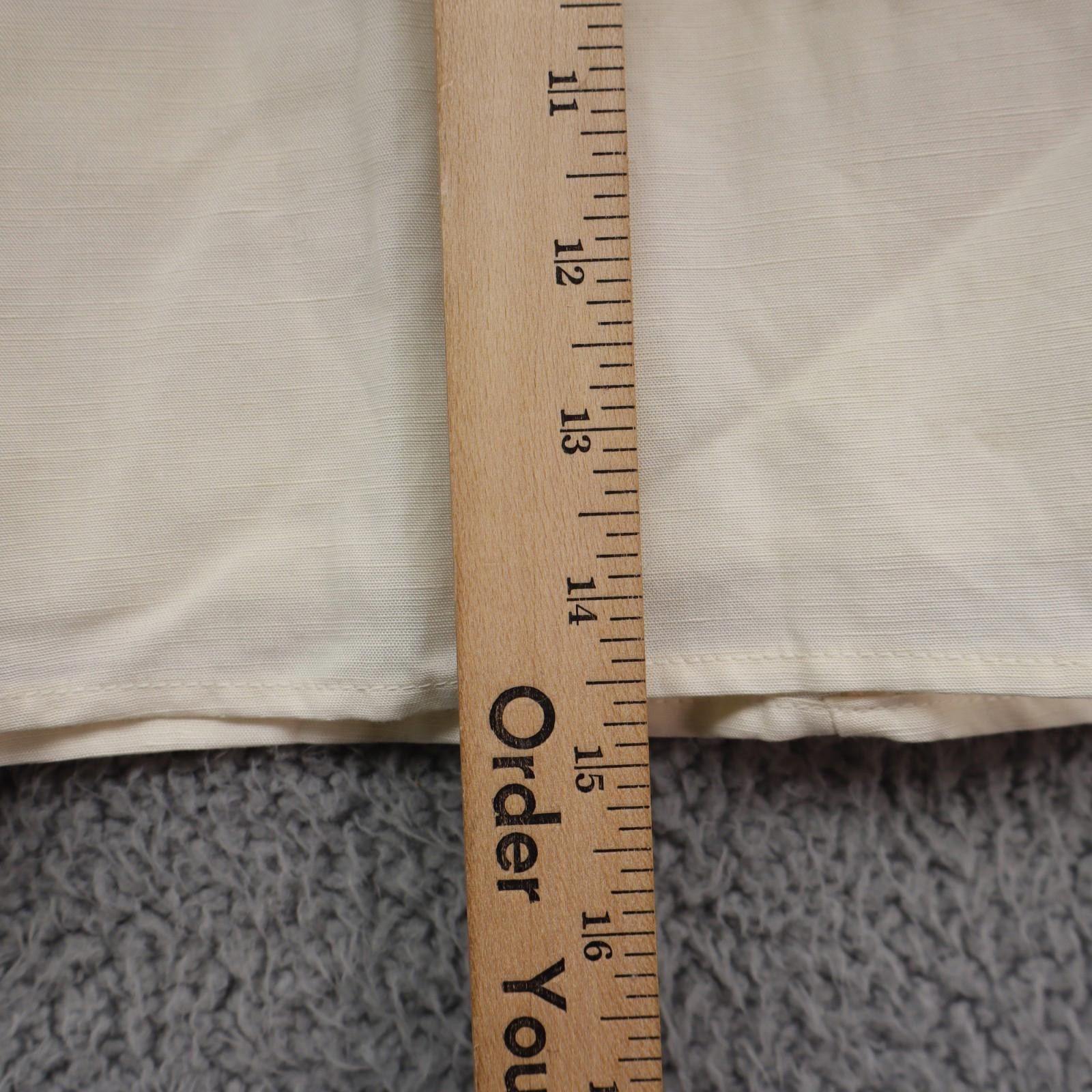 Forever 21 FOREVER 21 Off White A-Line Mini-Skirt XS EUC Size 26" / US 2 / IT 38 - 2 Thumbnail