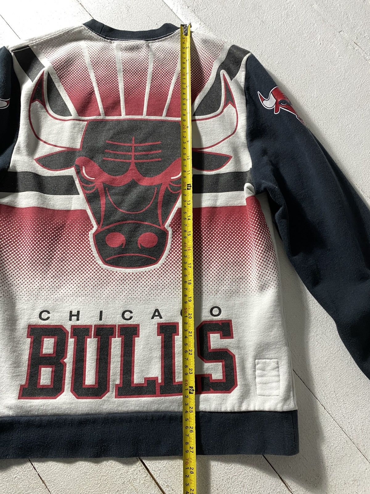 Mitchell & Ness Mitchell & Ness Chicago Bulls Michael Jordan Sweatshirt Size US M / EU 48-50 / 2 - 18 Thumbnail
