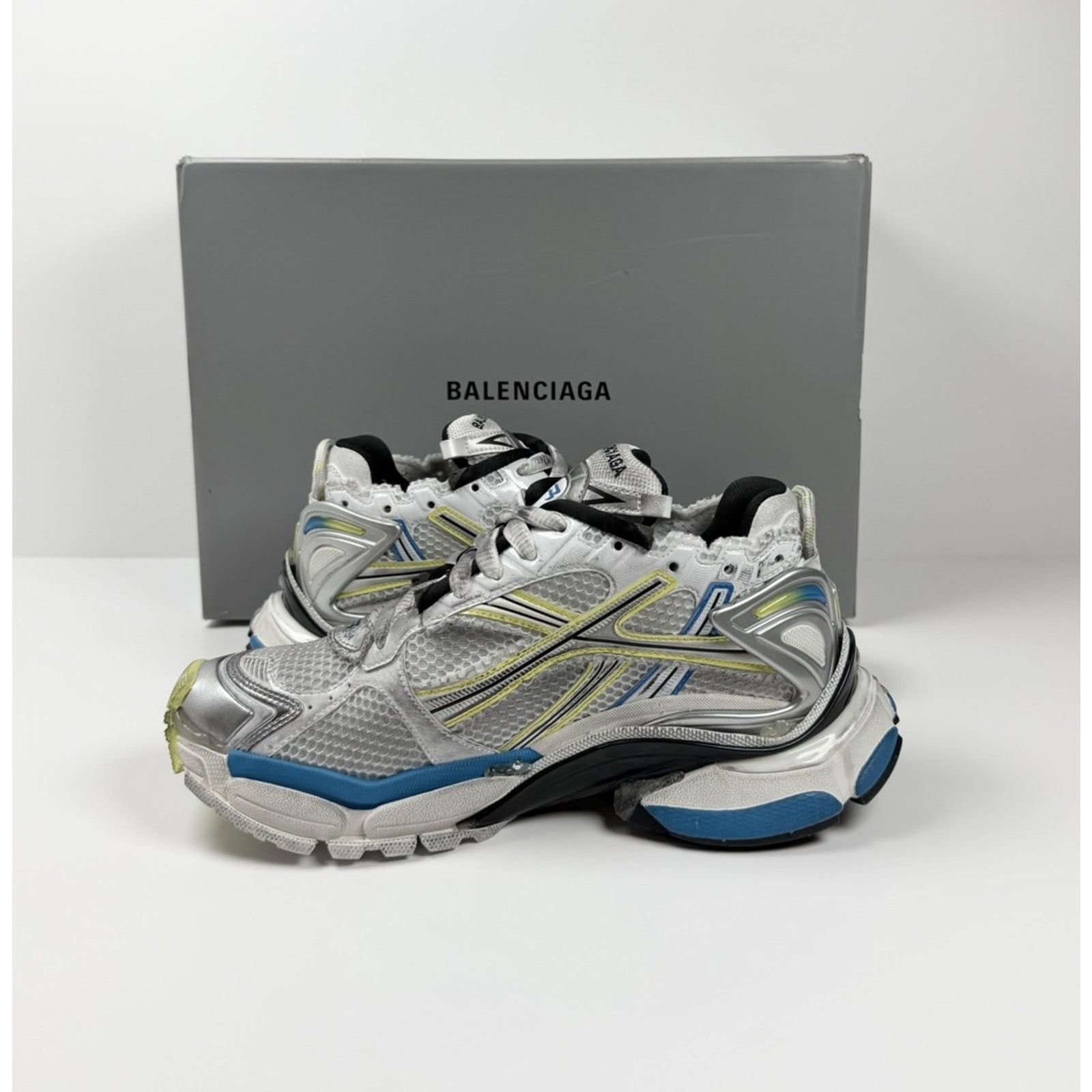 Balenciaga Size 41EU/8US - Balenciaga Runner White Yellow Blue NEW! Size US 8 / EU 41 - 6 Thumbnail