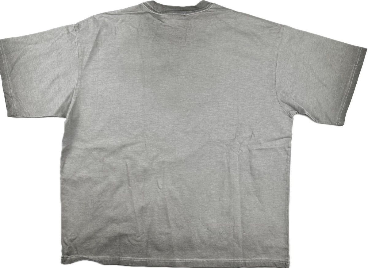 Vintage Saint Vanity Saint T-shirt Size US XL / EU 56 / 4 - 3 Thumbnail