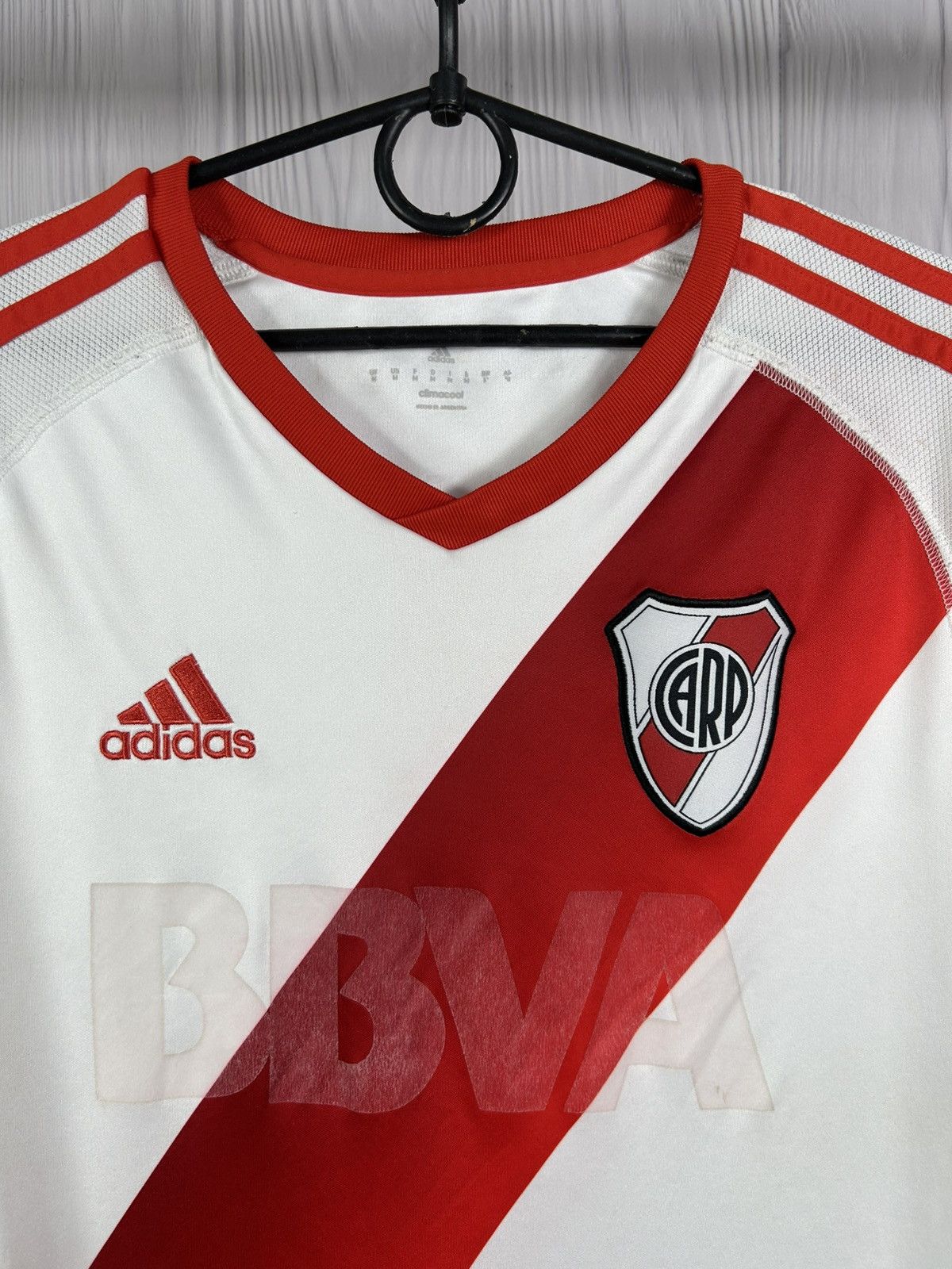 Adidas Adidas River Plate Soccer Jersey 2016-17 Home Shirt Size M Size US M / EU 48-50 / 2 - 4 Thumbnail