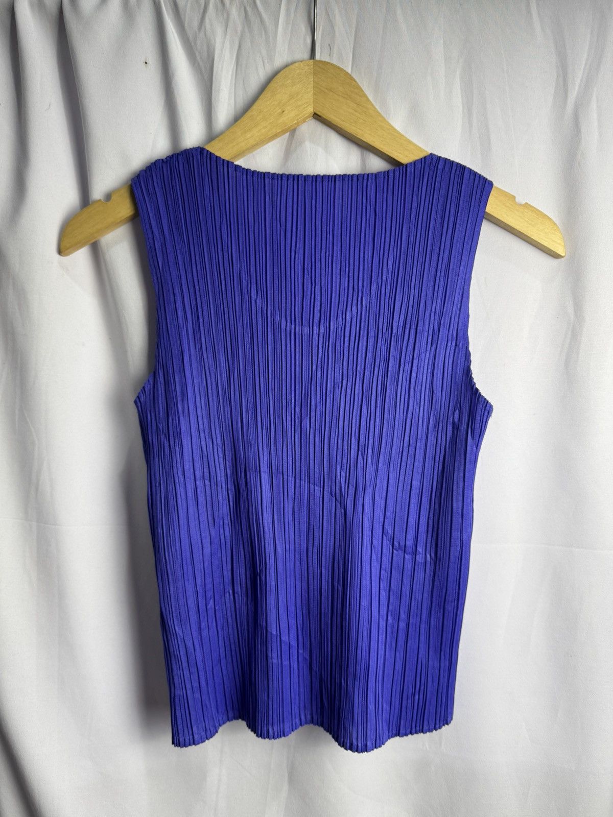 Pleats Please Issey Miyake Tank top Size M / US 6-8 / IT 42-44 - 2 Thumbnail