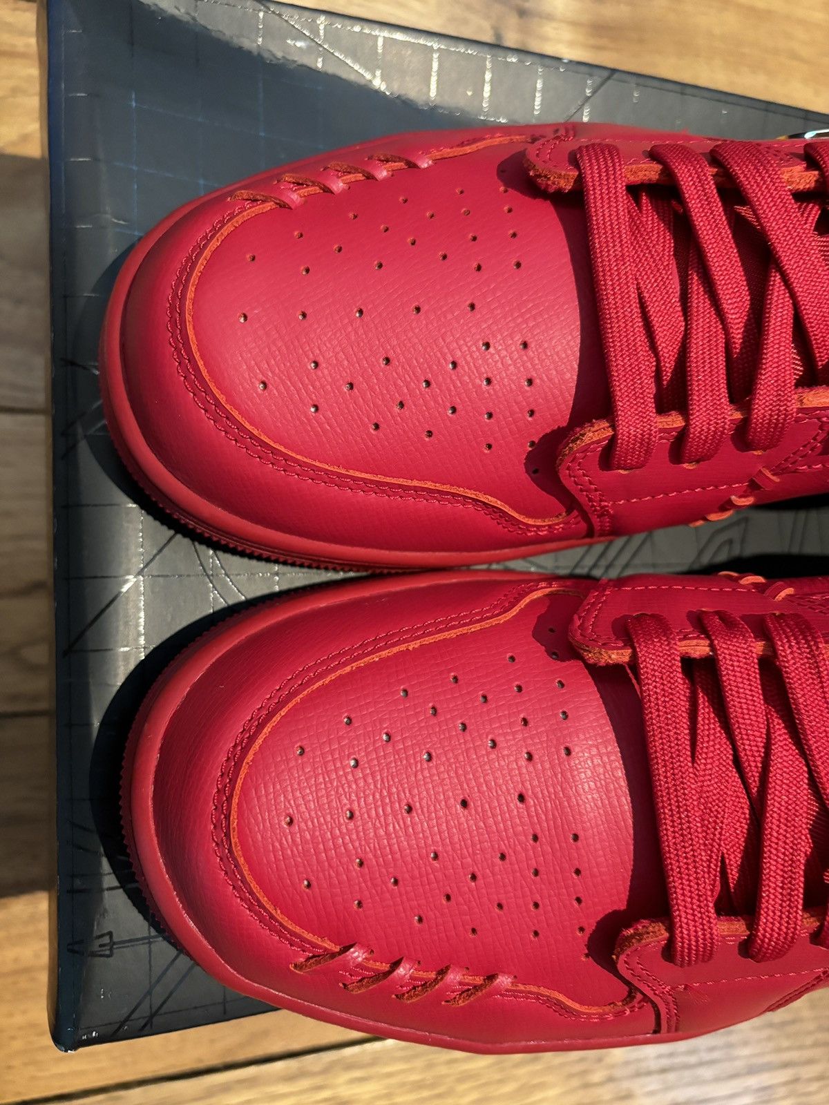 Jordan Brand × Nike Jordan 1 Low Method of Make Gym Red Metallic Gold Size US 10.5 / EU 43-44 - 4 Thumbnail