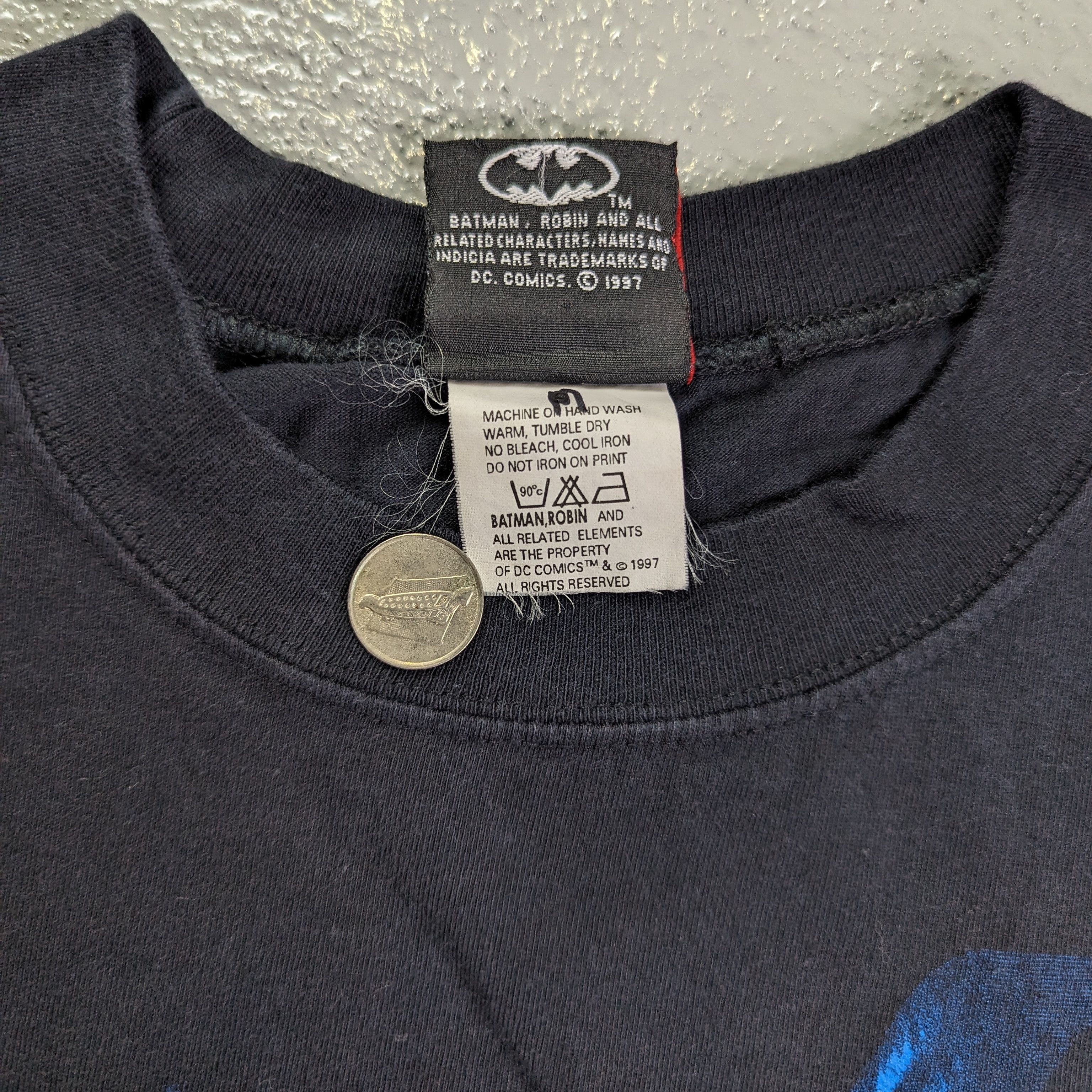 DC Comics Vintage 1997 Batman & Robin DC Comics Tee Size US M / EU 48-50 / 2 - 5 Thumbnail