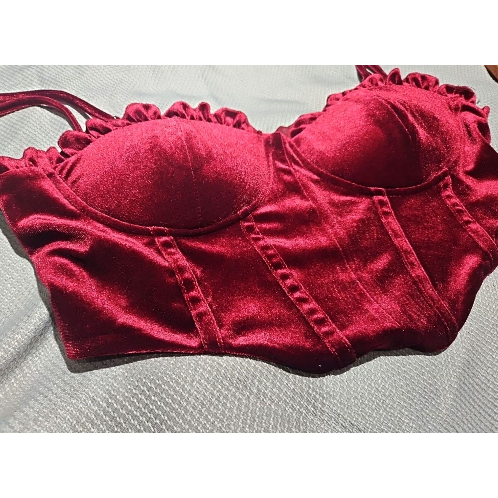 Cider Cider Shirt Womens Size Medium Red Velvet Velour Corset Cropped Camisole Top Size M / US 6-8 / IT 42-44 - 2 Thumbnail