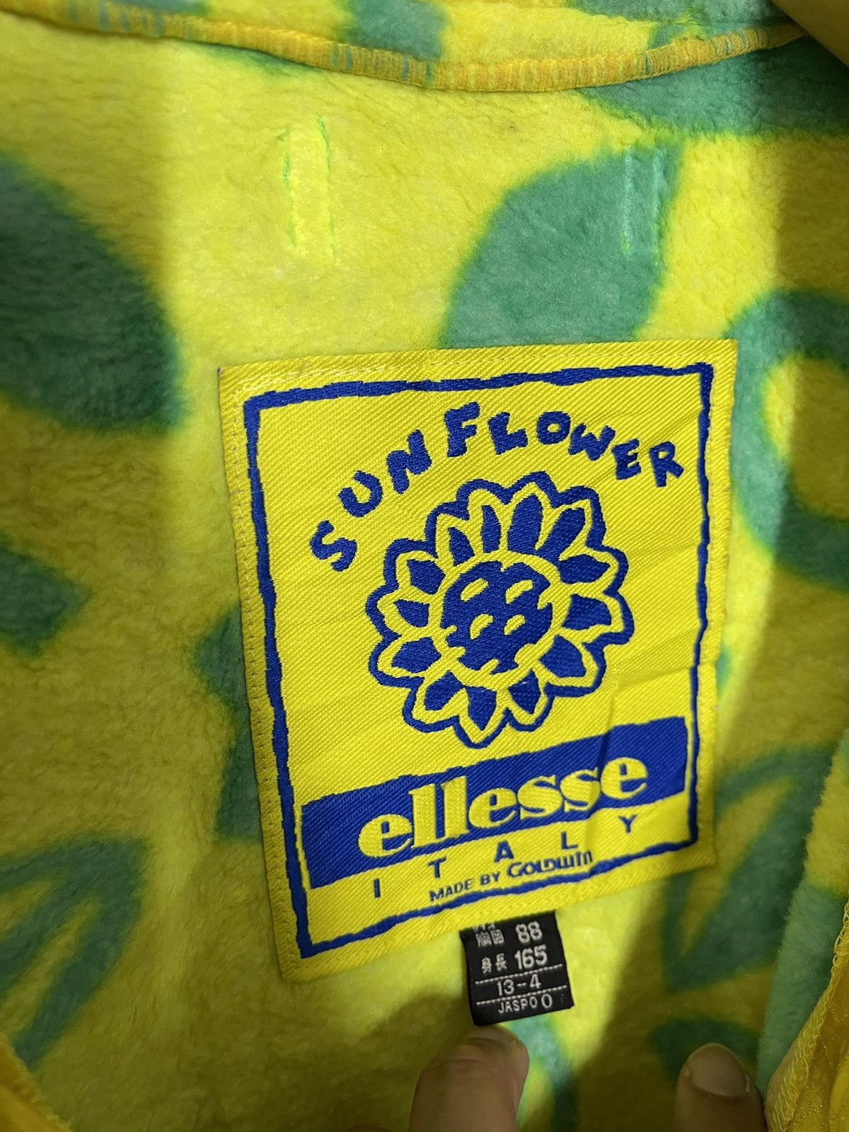 Ellesse × Goldwin Vintage Ellesse Neon Floral Fleece Button Jacket Size US M / EU 48-50 / 2 - 4 Thumbnail