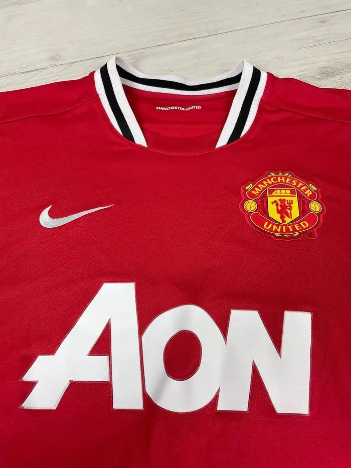 Nike Nike Manchester United 2011-2012 Home Shirt Soccer Jersey Size US M / EU 48-50 / 2 - 5 Thumbnail