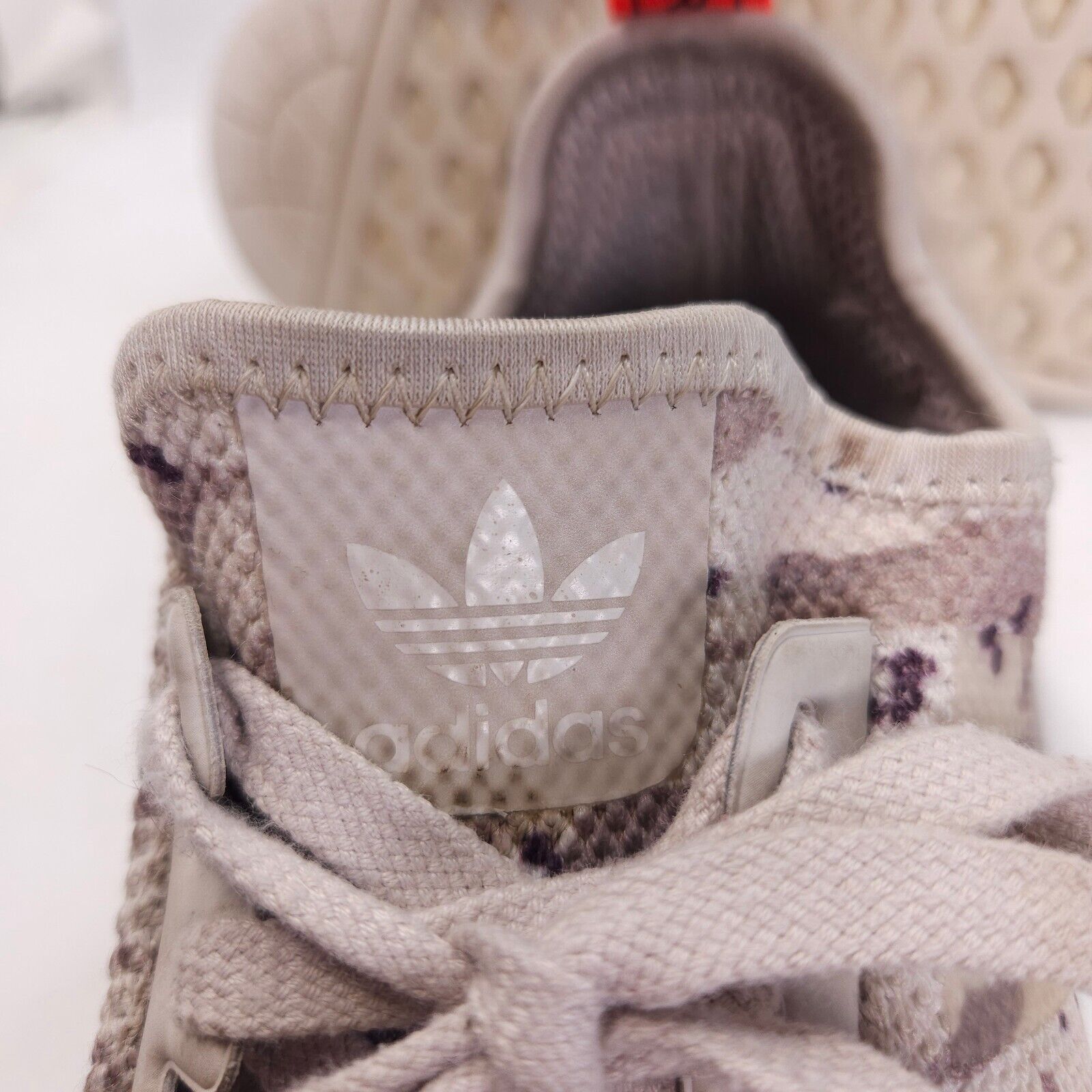 Adidas Adidas NMD R1 Athletic Shoe Womens Size 7 G27932 White Size US 7 / IT 37 - 9 Thumbnail