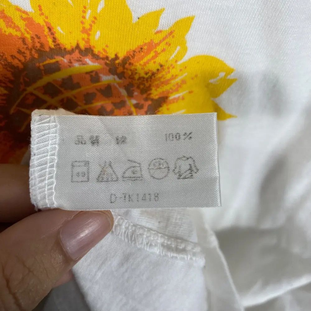 Vintage Vintage 90's The Special Sun Flowers In My Garden By PONG Size US M / EU 48-50 / 2 - 6 Thumbnail