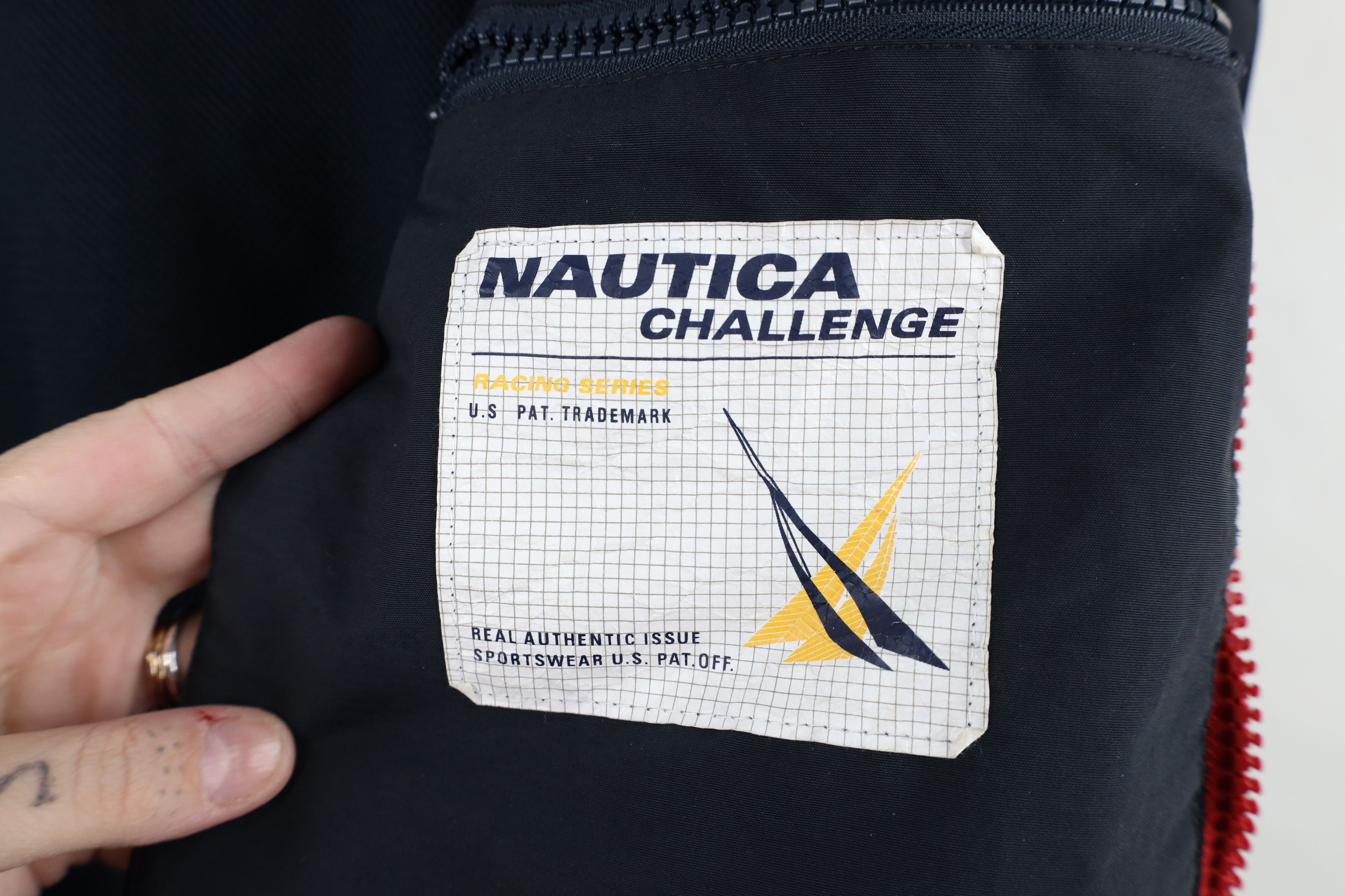 Nautica × Vintage Vintage 90s Nautica Hooded Sailing Windbreaker Jacket Size US L / EU 52-54 / 3 - 11 Thumbnail